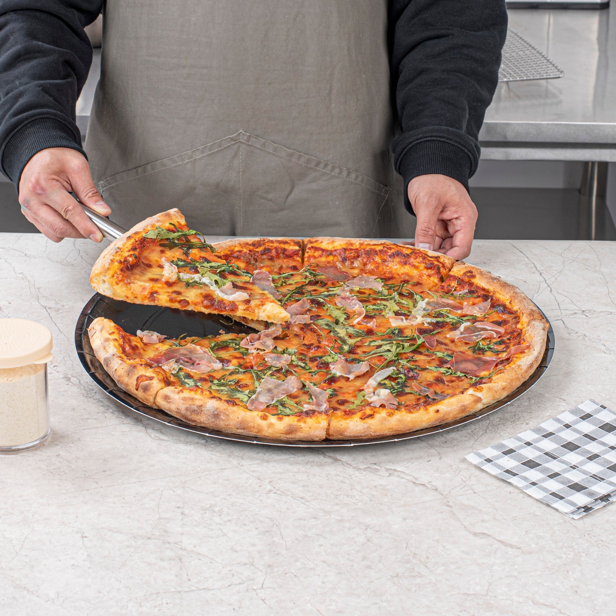Eco Pie Round Black Paperboard Pizza Tray - Oven-Safe - 18'' - 50 count box