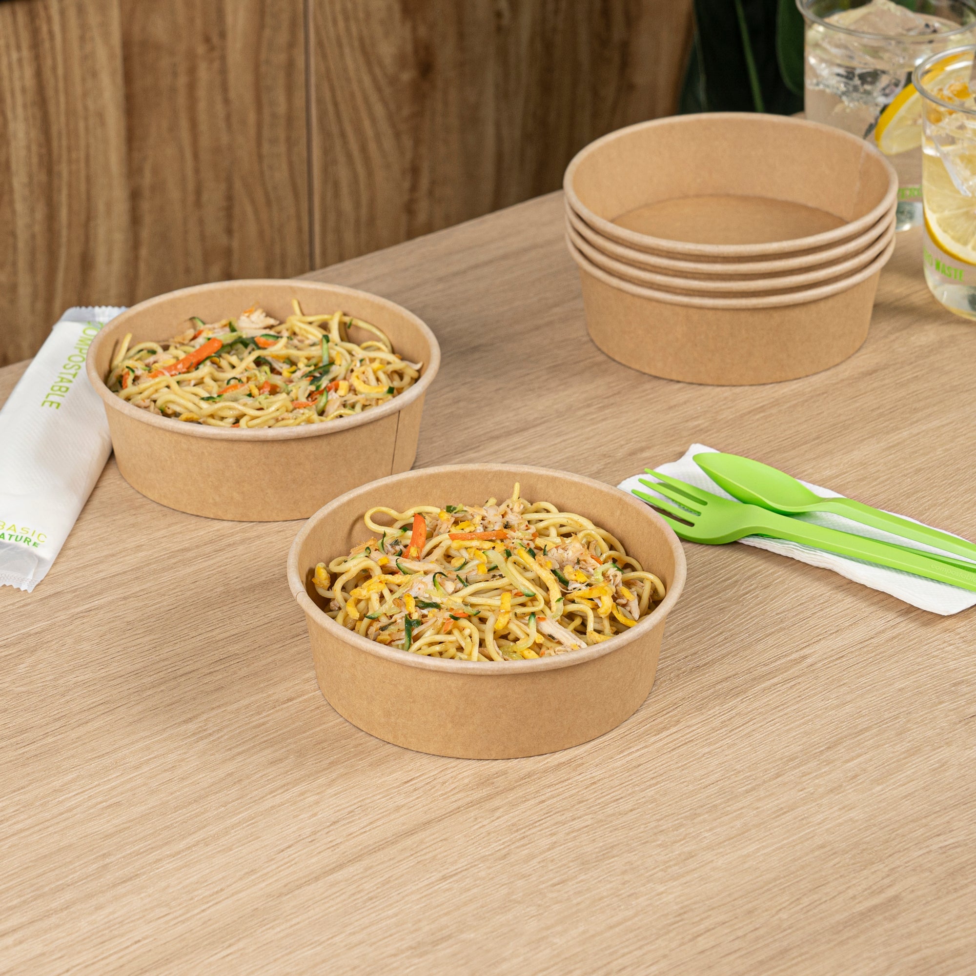 Bio Tek 17 oz Round Kraft Paper Take Out Container - 6" x 6" x 1 3/4" - 200 count box