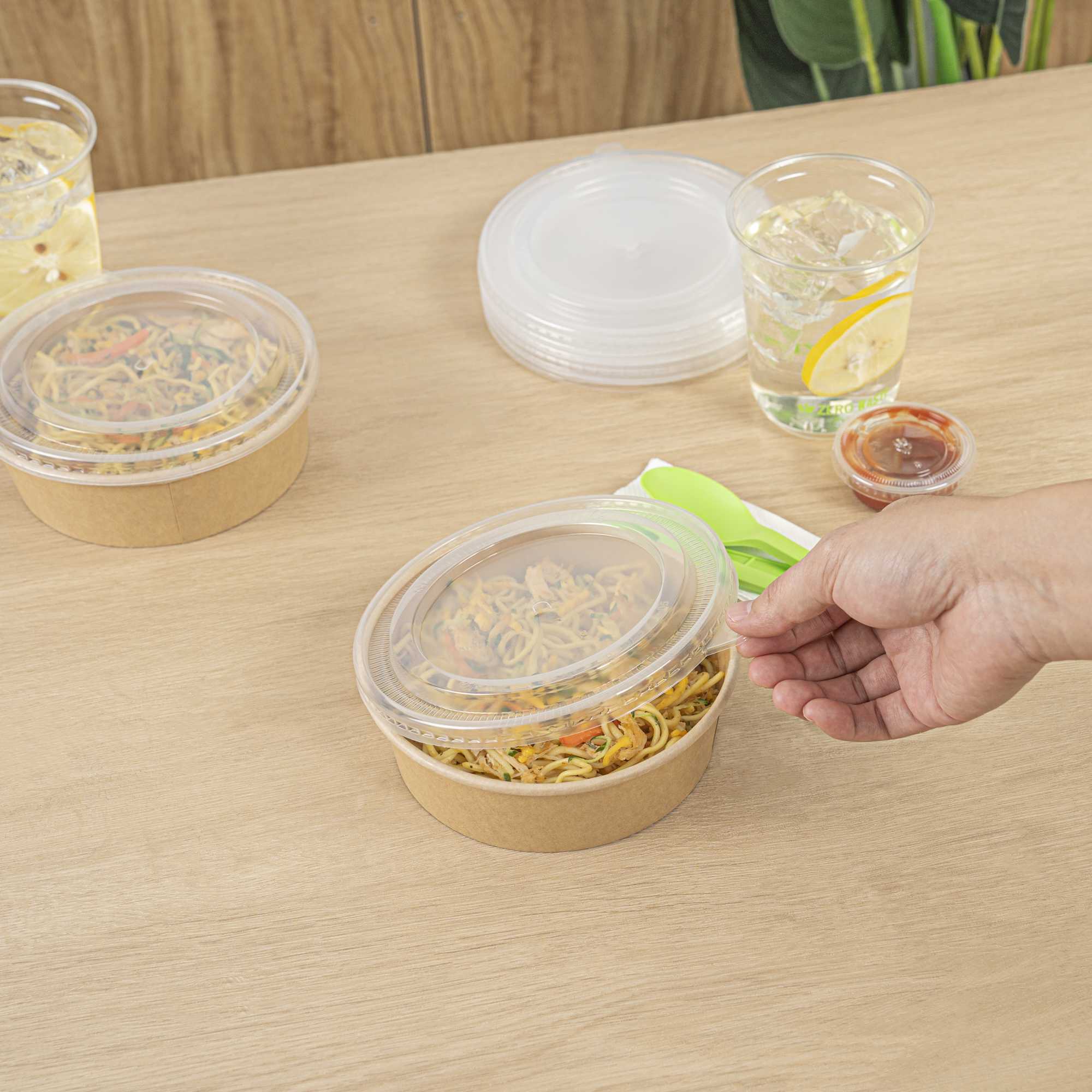 Bio Tek Clear Plastic Take Out Container Lid - Fits 17, 25, 33 and 34 oz Containers - 50 count box