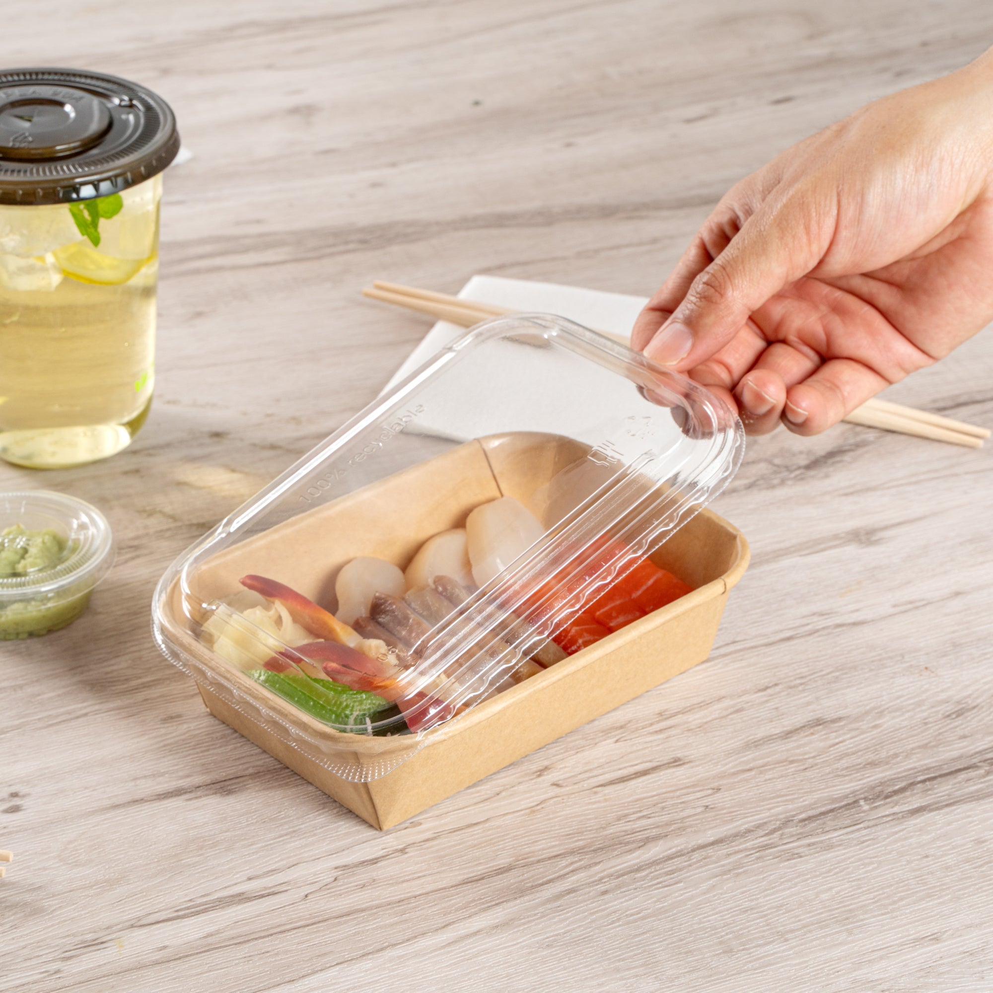 Matsuri Vision Clear PET Plastic Lid - Fits 17, 22, 26 and 34 oz Sushi Containers, Anti-Fog - 50 count box