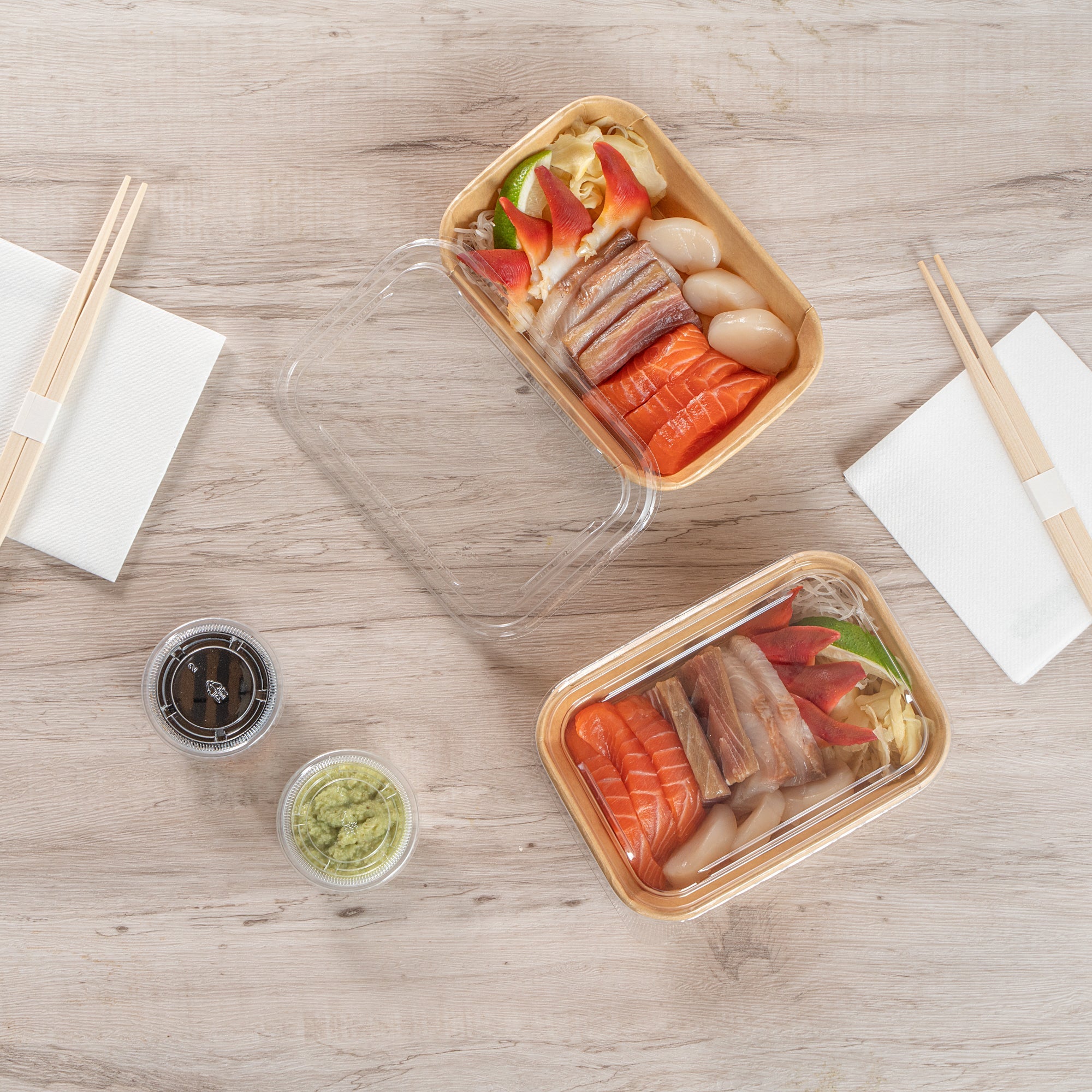 Matsuri Vision Clear PET Plastic Lid - Fits 17, 22, 26 and 34 oz Sushi Containers, Anti-Fog - 50 count box