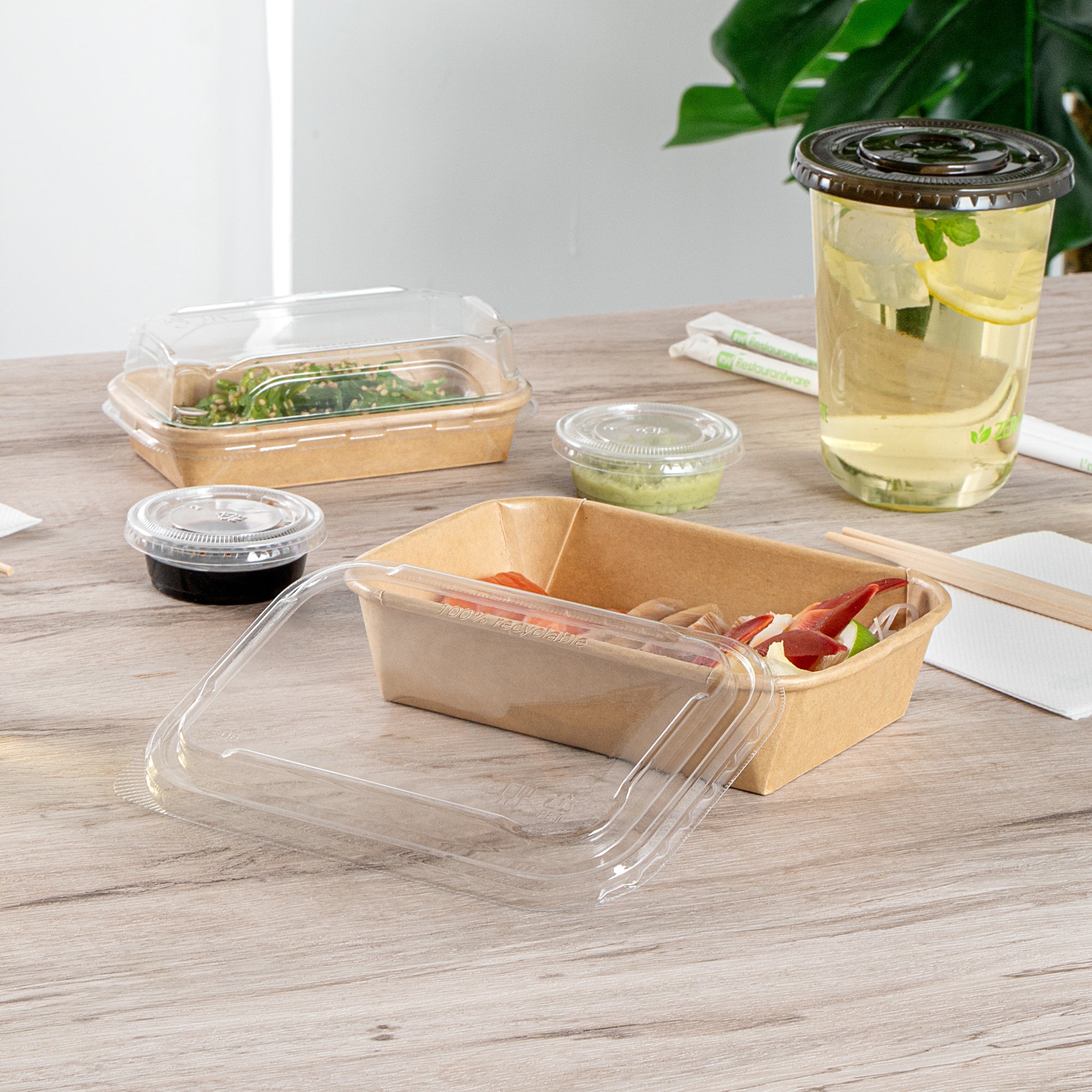 Matsuri Vision Clear PET Plastic Lid - Fits 17, 22, 26 and 34 oz Sushi Containers, Anti-Fog - 100 count box