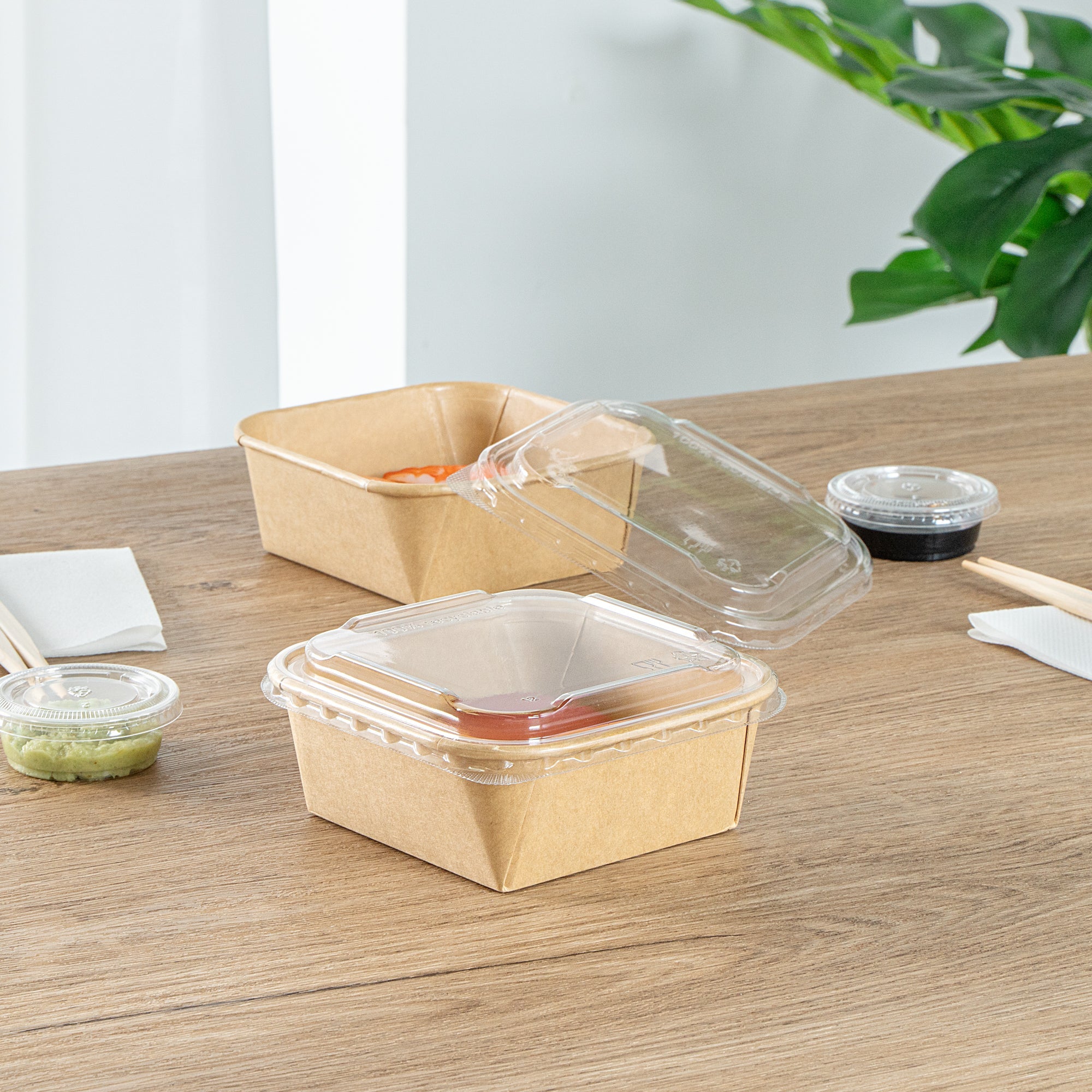 Matsuri Vision Clear PET Plastic Lid - Fits 17 and 22 oz Sushi Containers, Anti-Fog - 100 count box