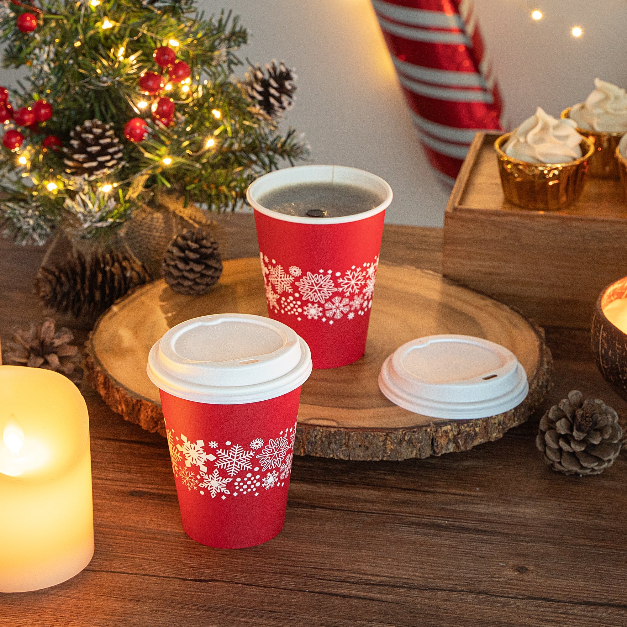 Restpresso 12 oz Red Christmas Snowflakes Paper Single Wall Coffee Cup - with White Lid - 3 1/2" x 3 1/2" x 4 3/4" - 400 count box