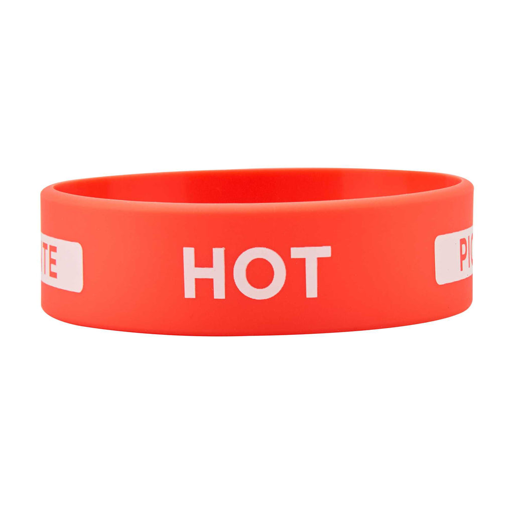 First In First Out Red Silicone Hot Label Band - Fits 16, 20 and 24 oz Squeeze Bottles - 1 count box
