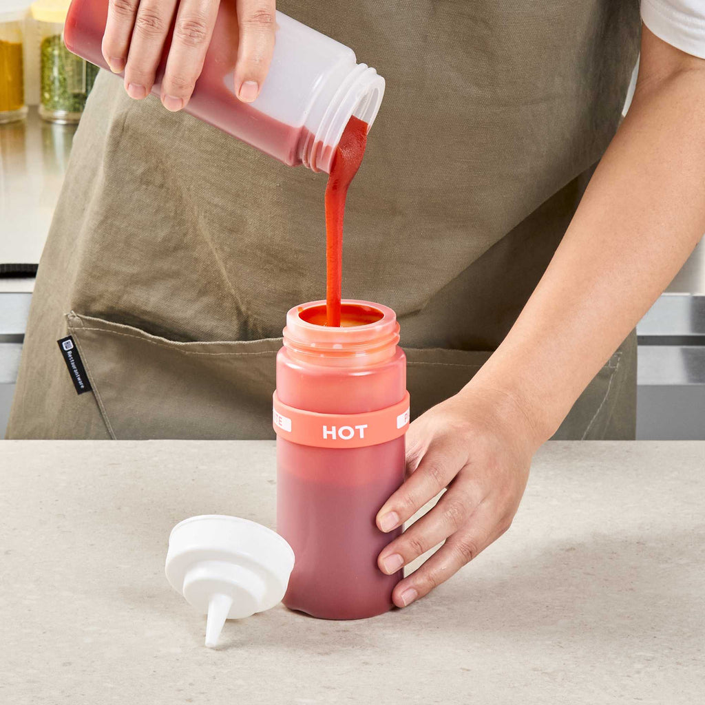 First In First Out Red Silicone Hot Label Band - Fits 16, 20 and 24 oz Squeeze Bottles - 1 count box