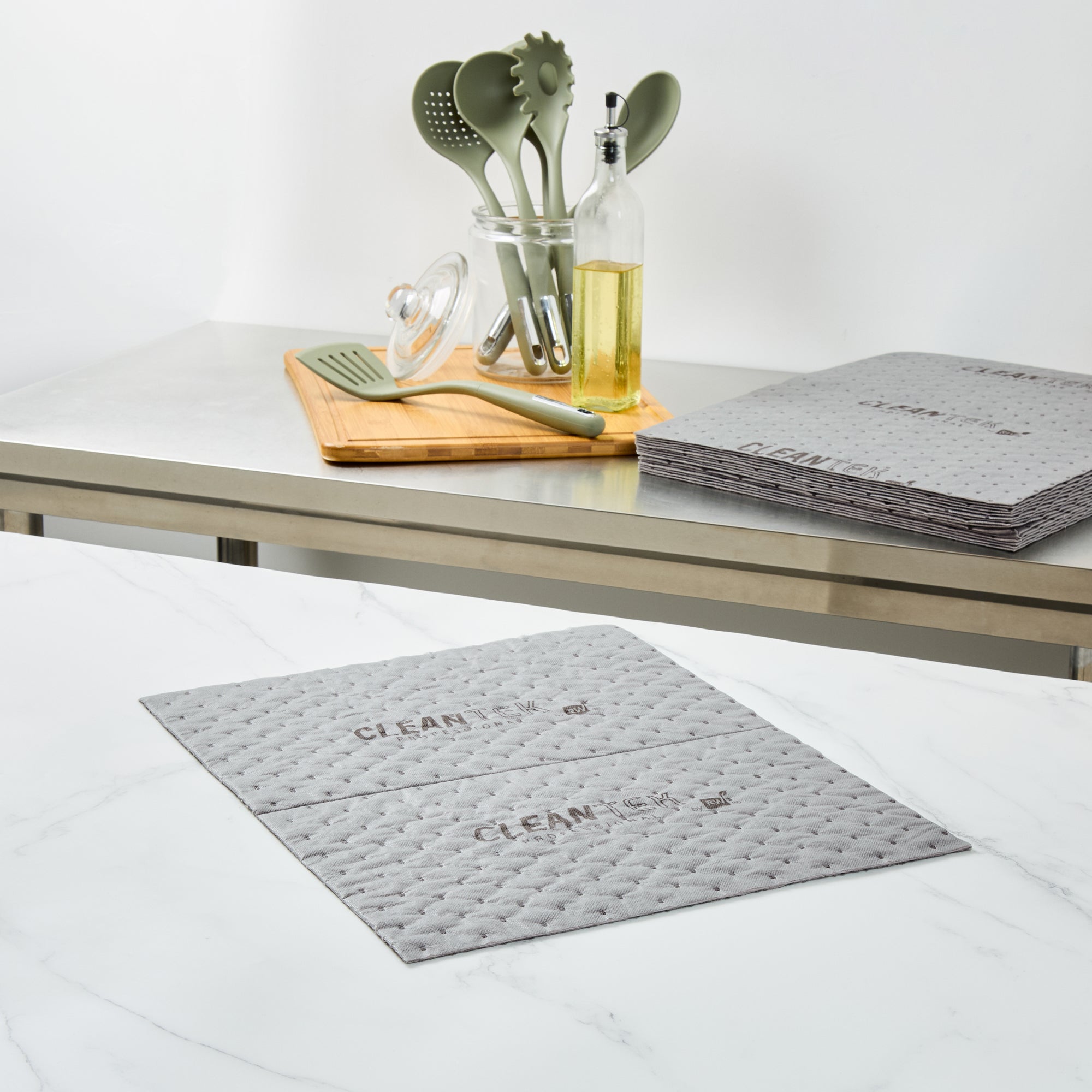 Clean Tek Professional Gray Universal Sorbent Pad - Light Weight, Perforated - 15" x 19" - 100 count box