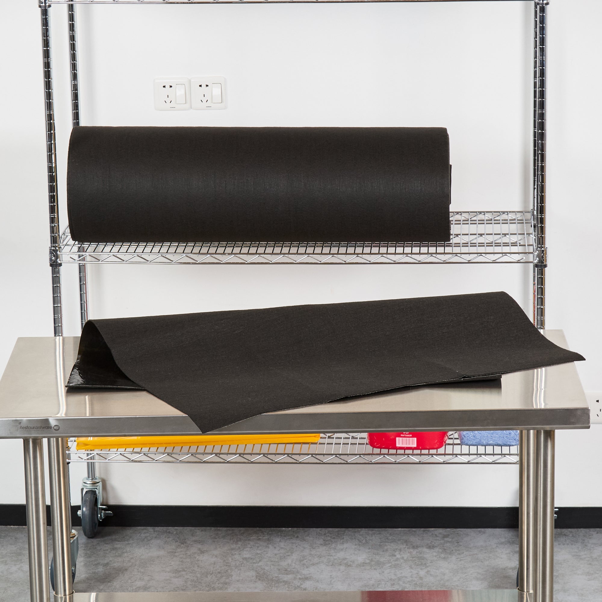 Clean Tek Professional Gray Universal Sorbent Mat - Barrier Spill - 98 1/2' x 35 3/4" - 1 count box
