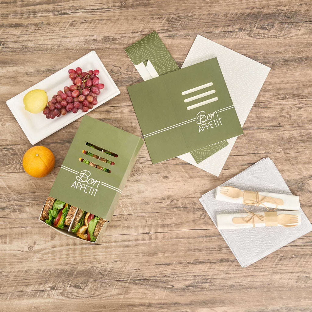 Cater Tek Rectangle Green Paper Hot Dog / Sandwich Tray - with Cover and Divider - 8 1/4" x 5 3/4" x 3 3/4" - 100 count box