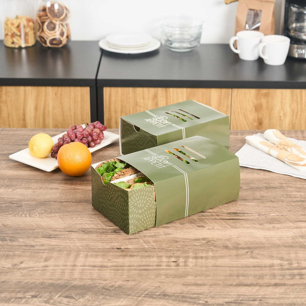 Cater Tek Rectangle Green Paper Hot Dog / Sandwich Tray - with Cover and Divider - 8 1/4" x 5 3/4" x 3 3/4" - 100 count box