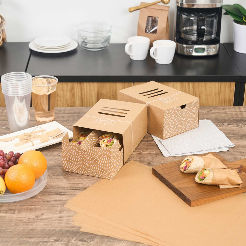 Cater Tek Rectangle Kraft Paper Hot Dog / Sandwich Tray - with Cover and Divider - 8 1/4" x 5 3/4" x 3 3/4" - 100 count box