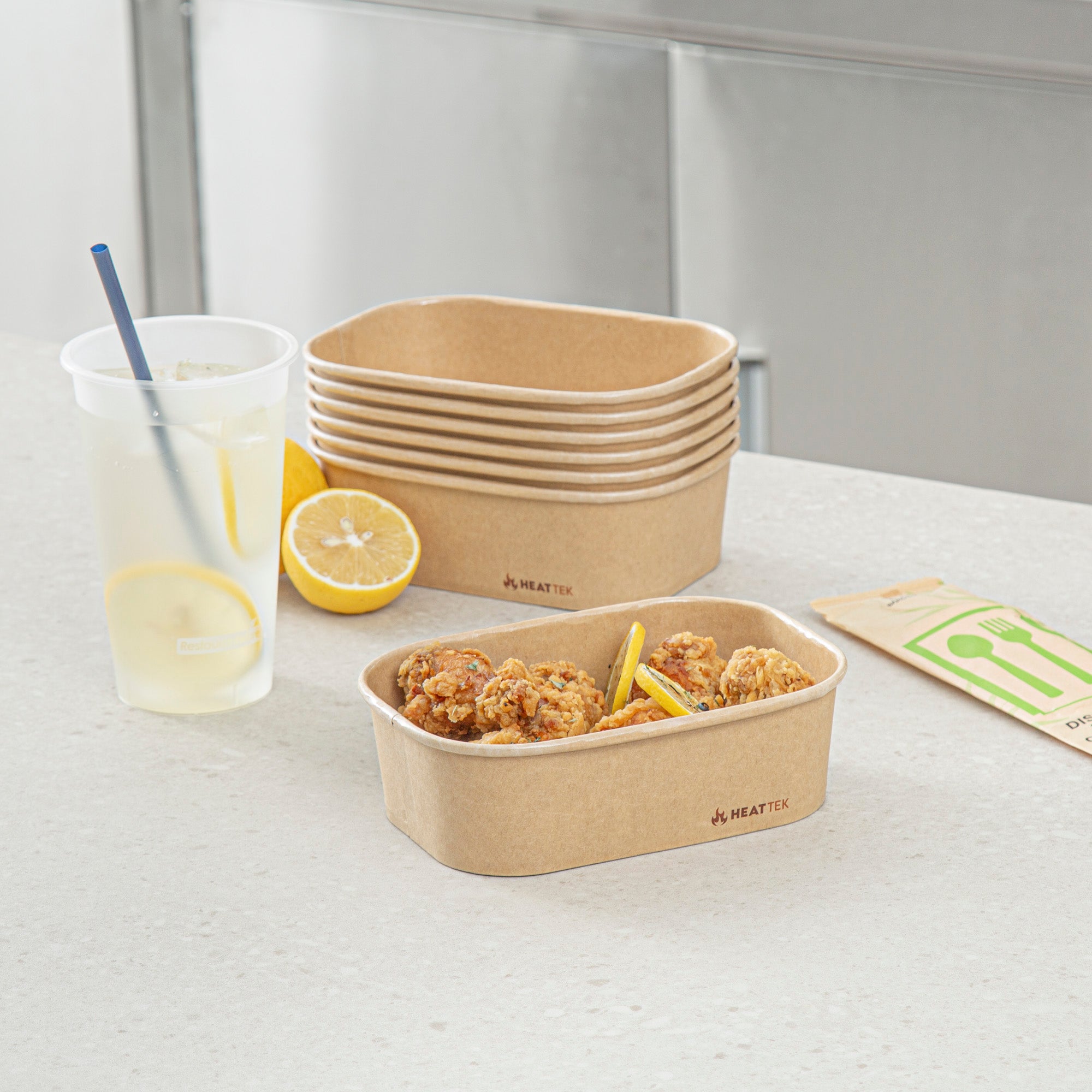 Heat Tek 20 oz Oval Kraft Paper Serving Container - Oven-Safe - 6 3/4" x 4 3/4" x 2" -100 count box