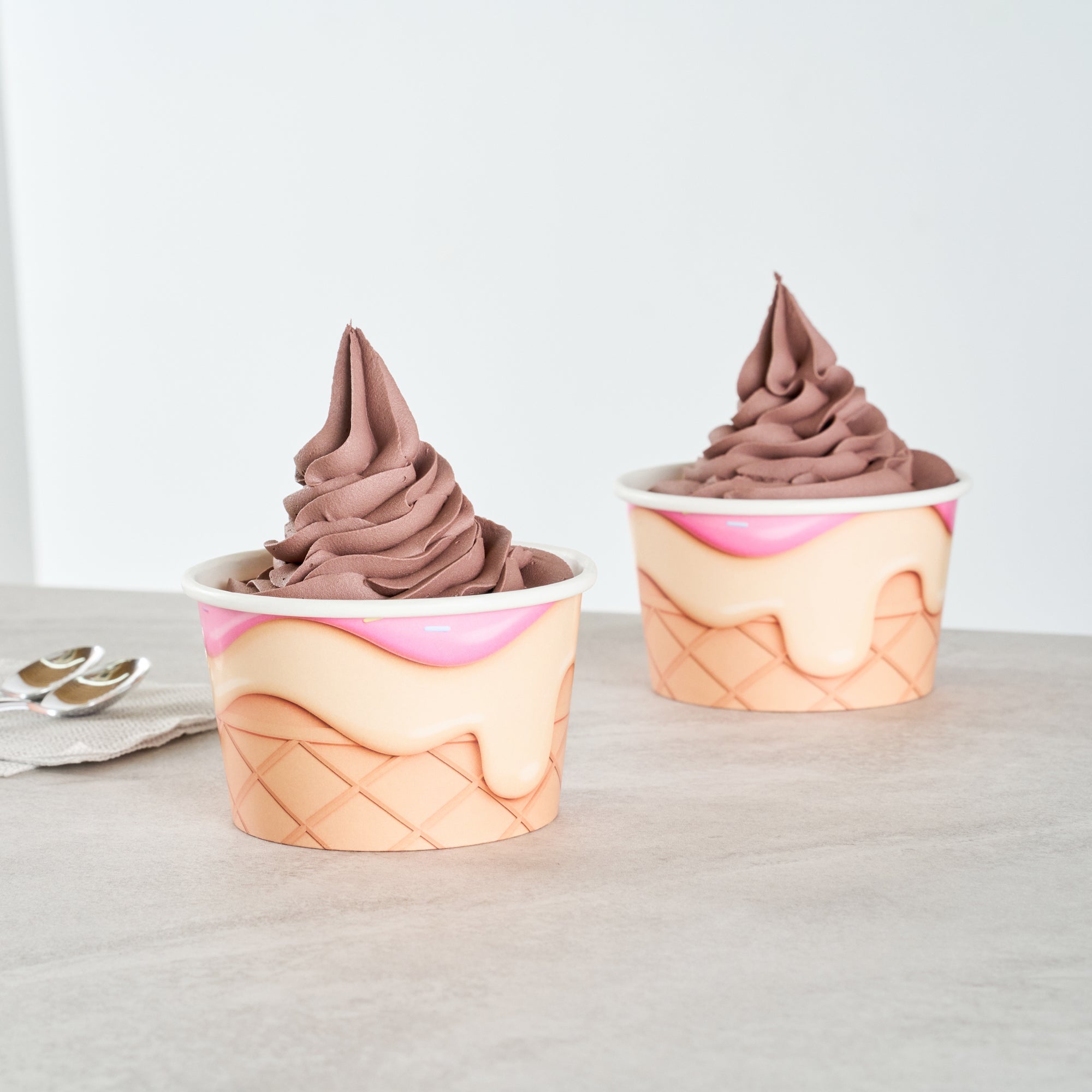 Coppetta 8 oz Round Vanilla Strawberry Swirl Paper To Go Cup - 3 3/4" x 3 3/4" x 2 1/4" - 200 count box