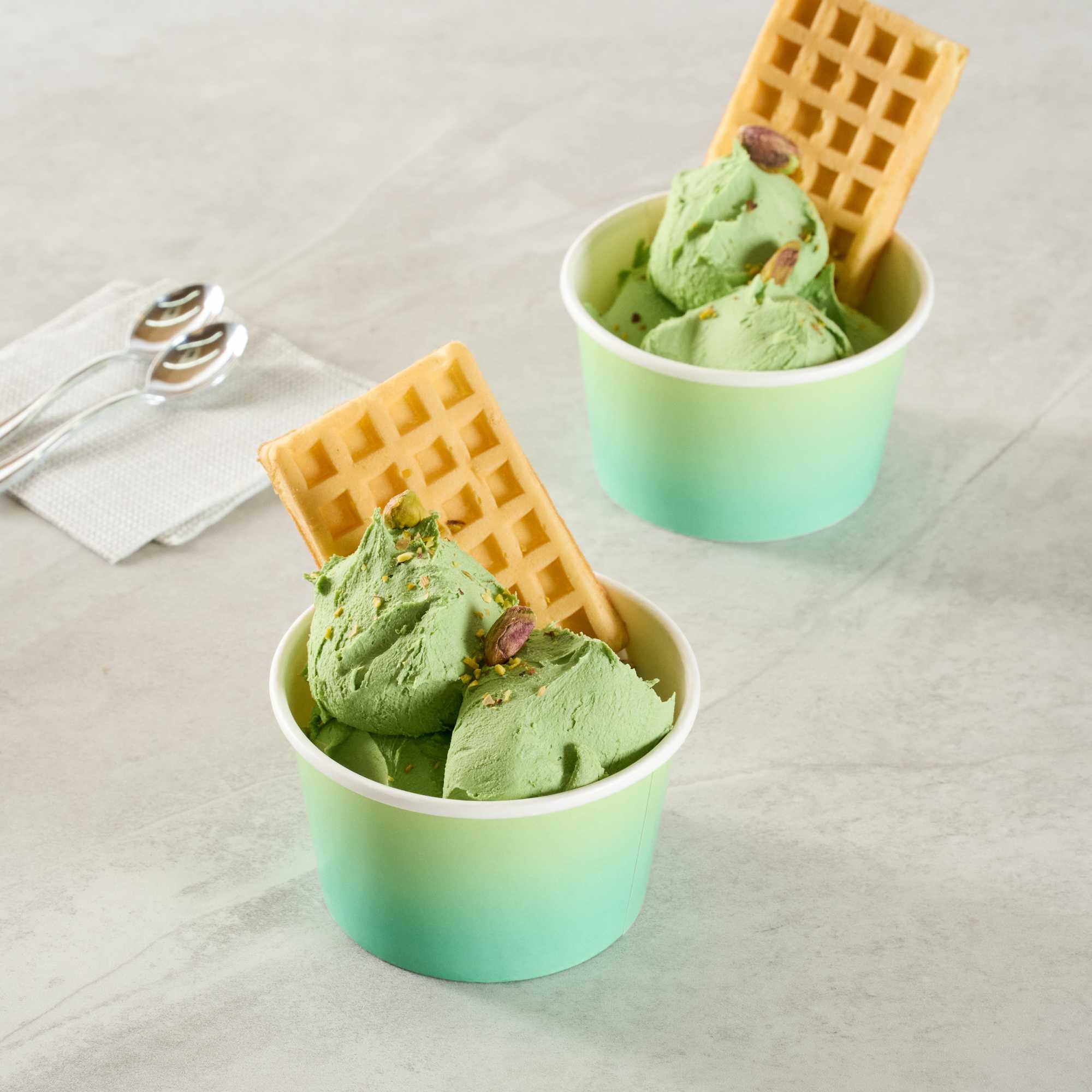 Coppetta 8 oz Round Teal And Green Ombre Paper To Go Cup - 3 3/4" x 3 3/4" x 2 1/4" - 50 count box