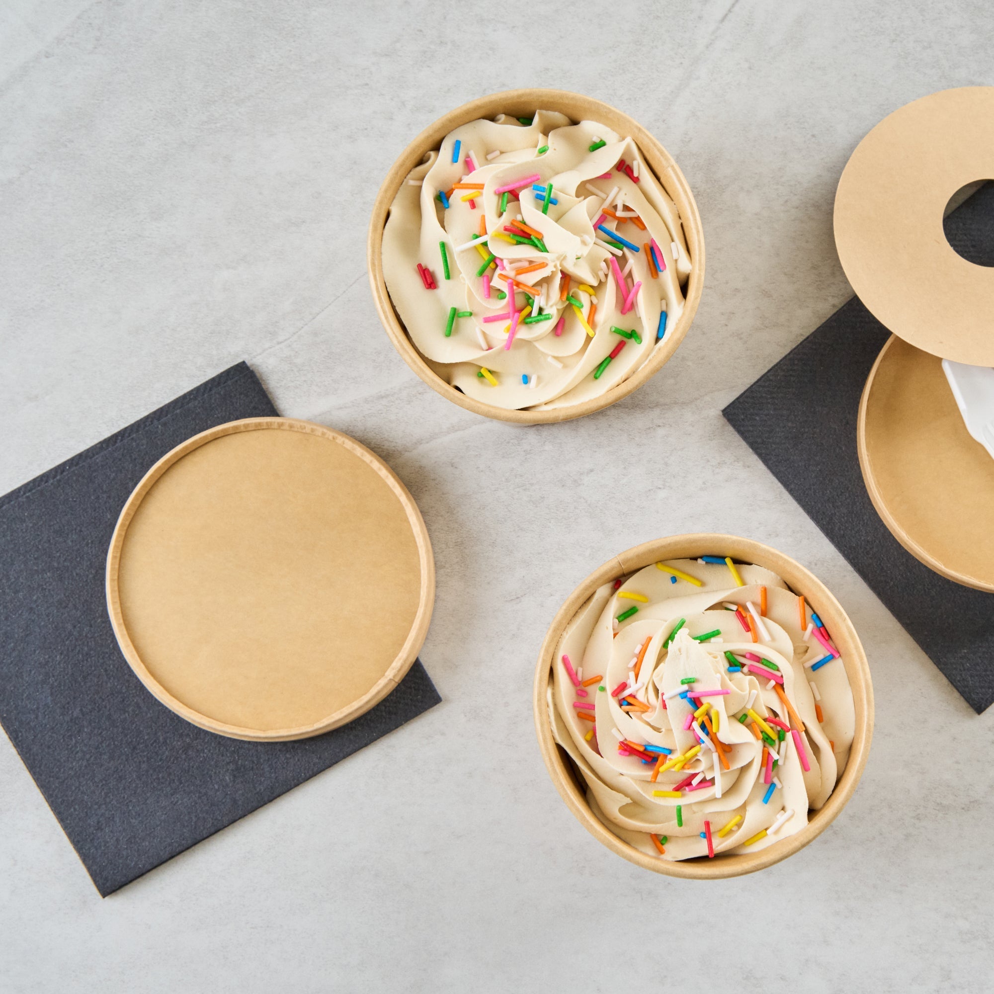 Coppetta 12 oz Round Kraft Paper To Go Cup - with Square Bottom - 3 3/4" x 3 3/4" x 2 3/4" - 200 count box