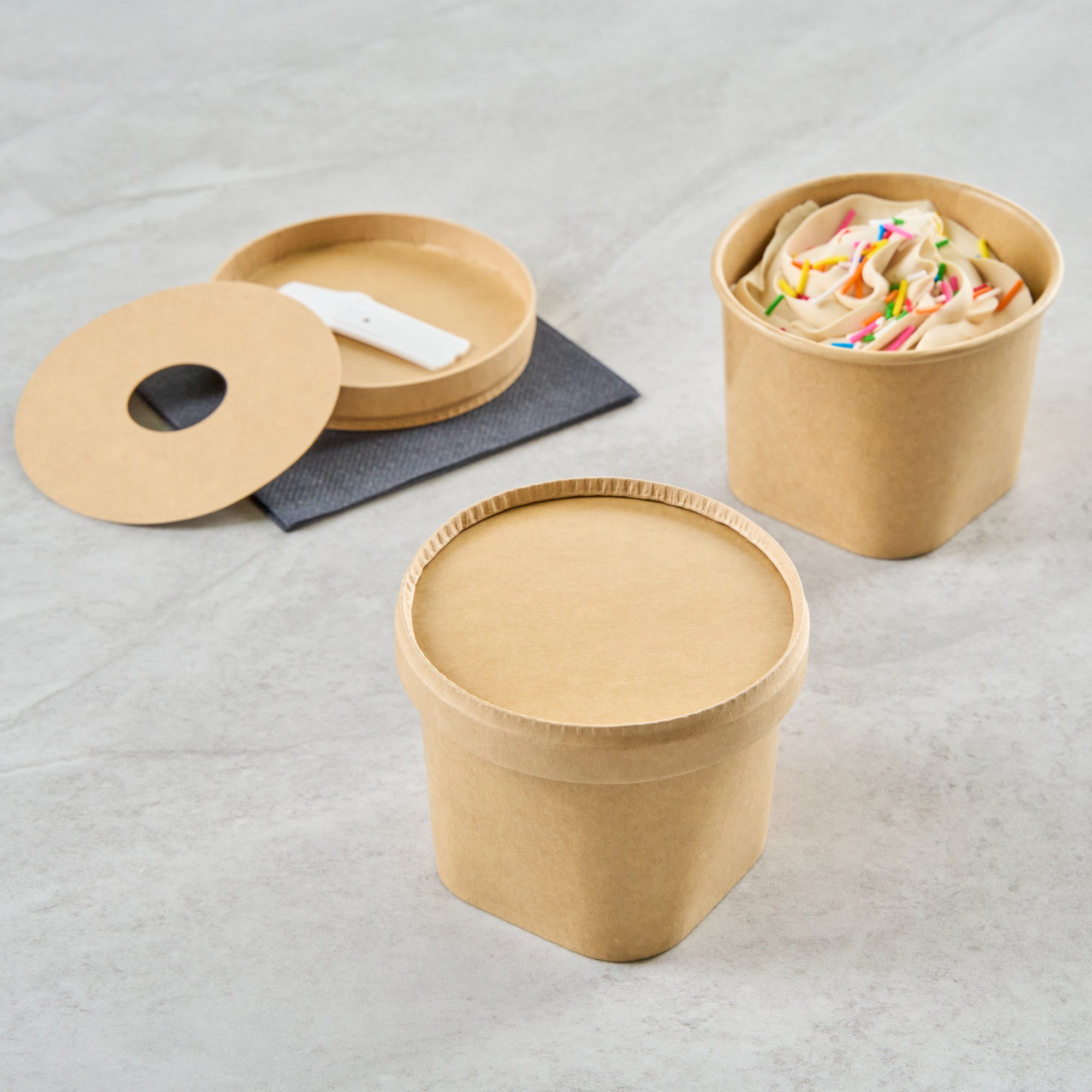 Coppetta Round Brown Paper Lid - Fits 12 oz To Go Cup, with Spoon - 3 3/4" x 3 3/4" x 1/2" - 200 count box