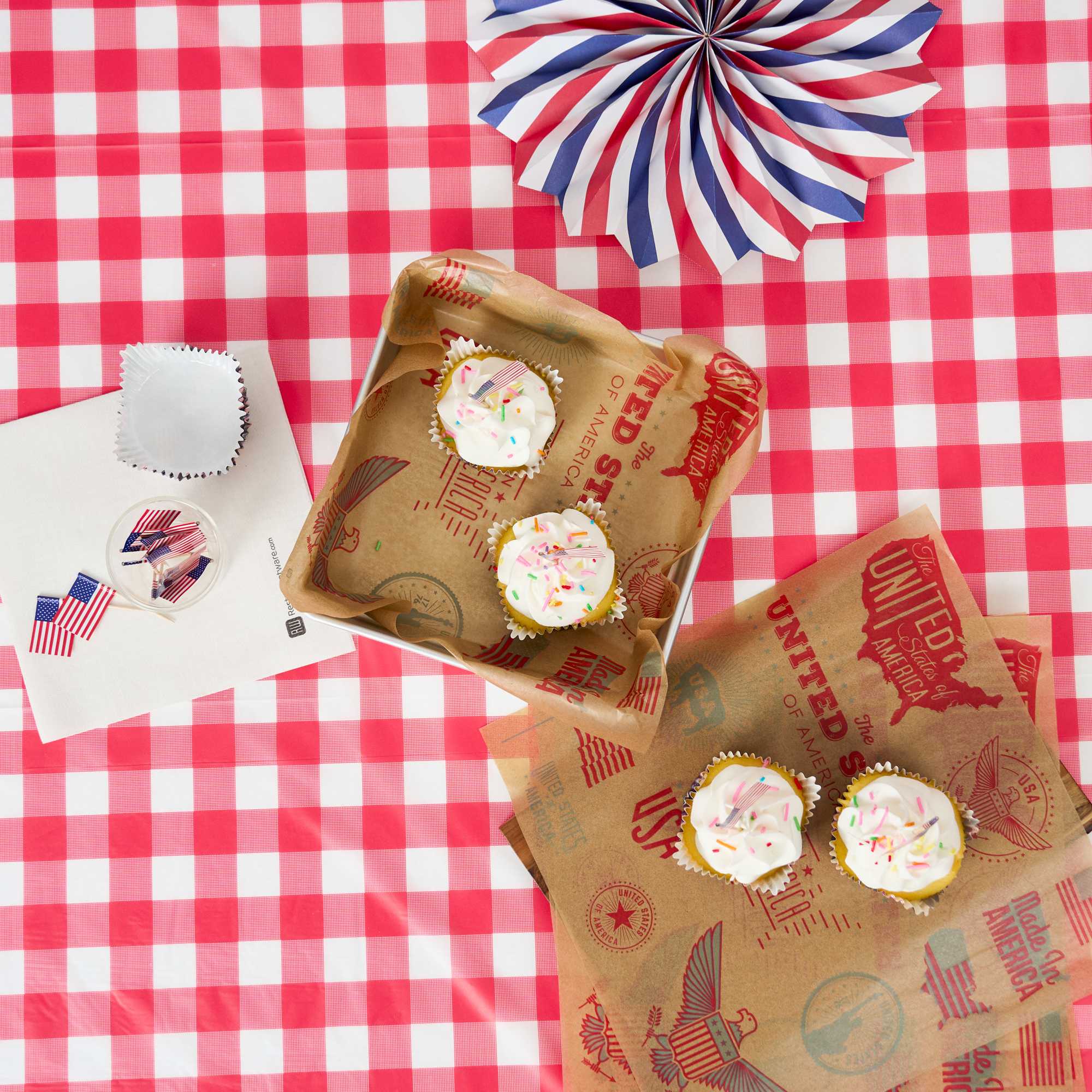 Panificio 4 oz Petal Paper Baking Cup - American Flag, Ridged, Greaseproof - 2 1/4" x 2 1/4" x 1 1/2" - 200 count box