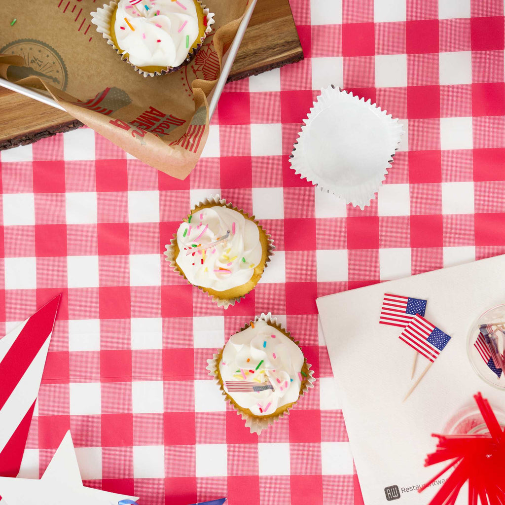 Panificio 4 oz Petal Paper Baking Cup - American Flag, Ridged, Greaseproof - 2 1/4" x 2 1/4" x 1 1/2" - 200 count box