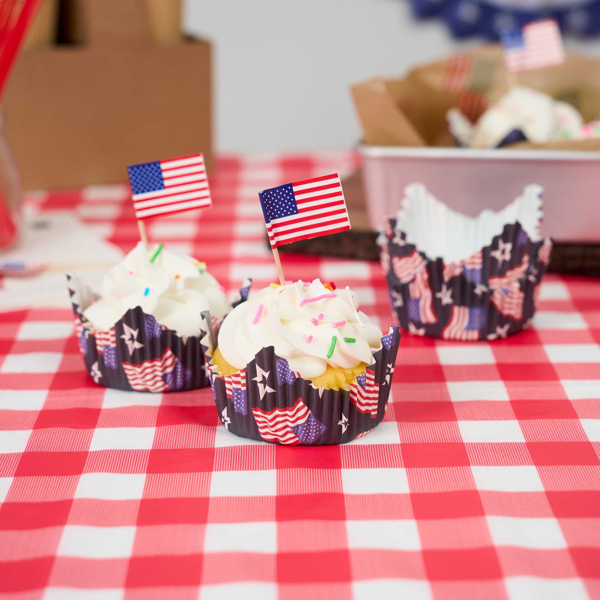 Panificio 4 oz Petal Paper Baking Cup - American Flag, Ridged, Greaseproof - 2 1/4" x 2 1/4" x 1 1/2" - 200 count box