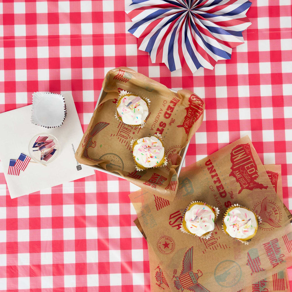 Panificio 4 oz Petal Paper Baking Cup - American Flag, Ridged, Greaseproof - 2 1/4" x 2 1/4" x 1 1/2" - 4000 count box