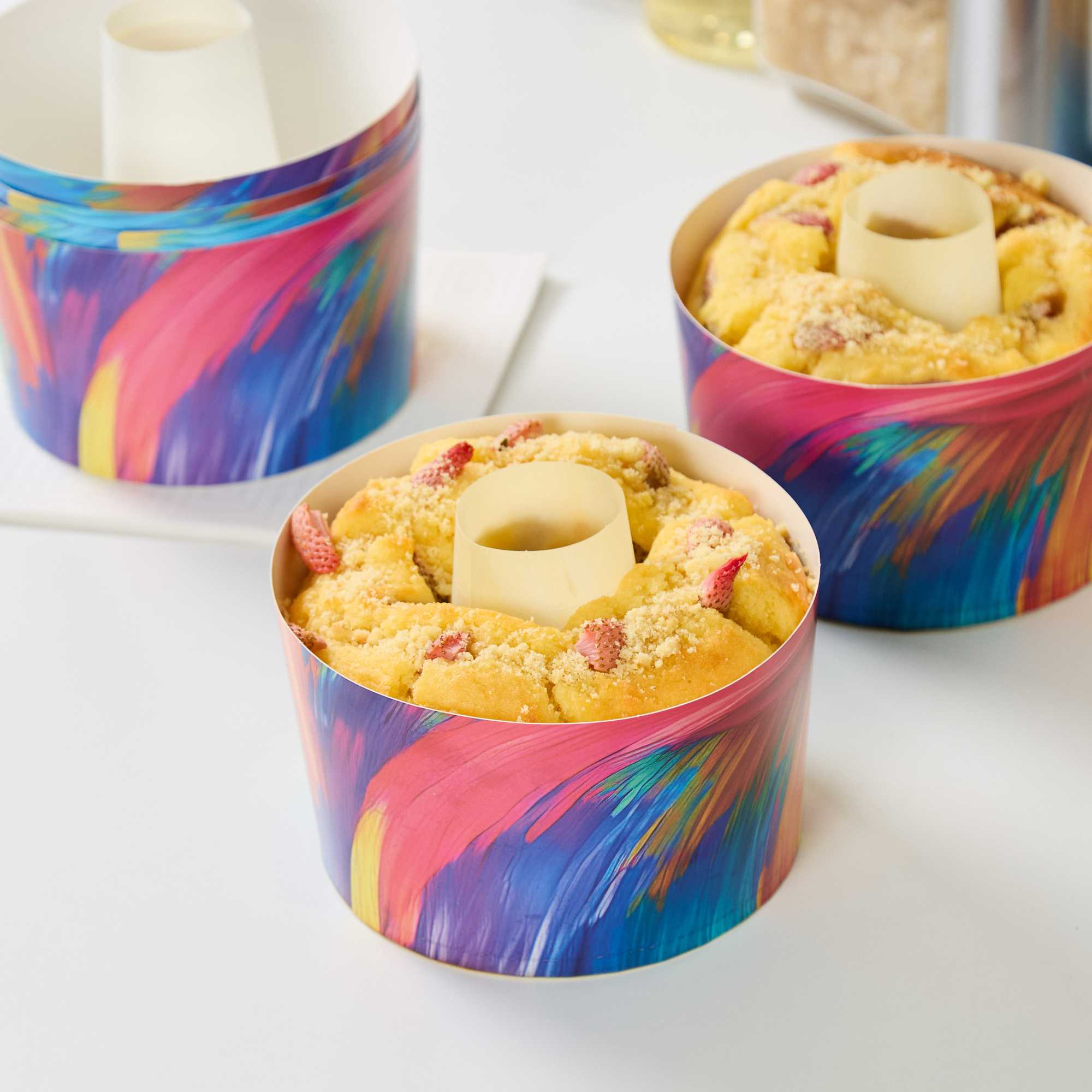 Panificio 53 oz Paper Angel Food Tube Pan - Colorful Abstract Waves, Greaseproof - 5 3/4" x 5 3/4" x 3 3/4" - 400 count box