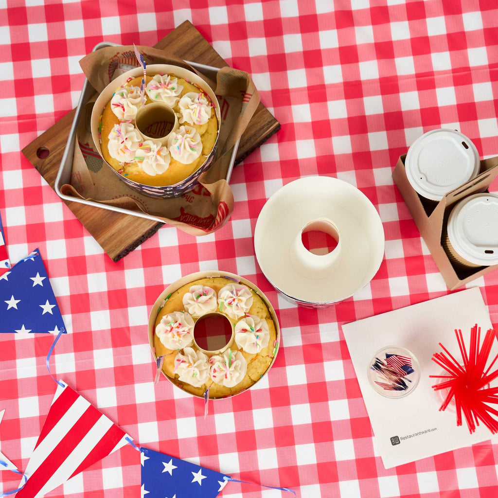 Panificio 53 oz Paper Angel Food Tube Pan - American Flag, Greaseproof - 5 3/4" x 5 3/4" x 3 3/4" - 100 count box