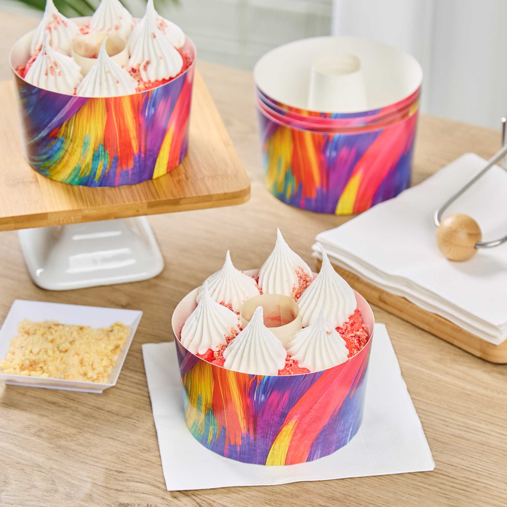 Panificio 22 oz Paper Angel Food Tube Pan - Colorful Abstract Waves, Greaseproof - 4 1/2" x 4 1/2" x 2 3/4" - 900 count box