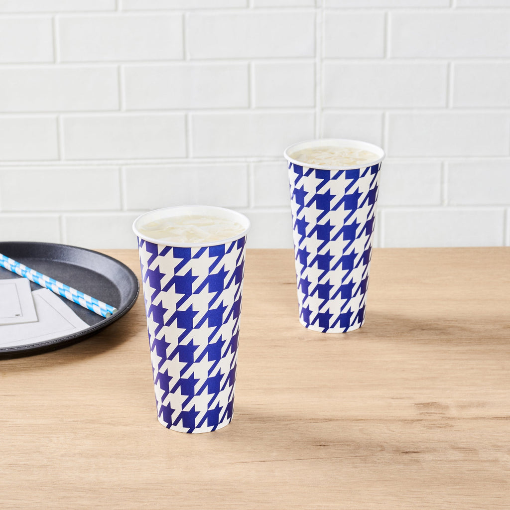 Chef 101 20 oz Round Blue Houndstooth Paper Cold Cup - 3 1/2" x 3 1/2" x 6 1/4" - 25 count box