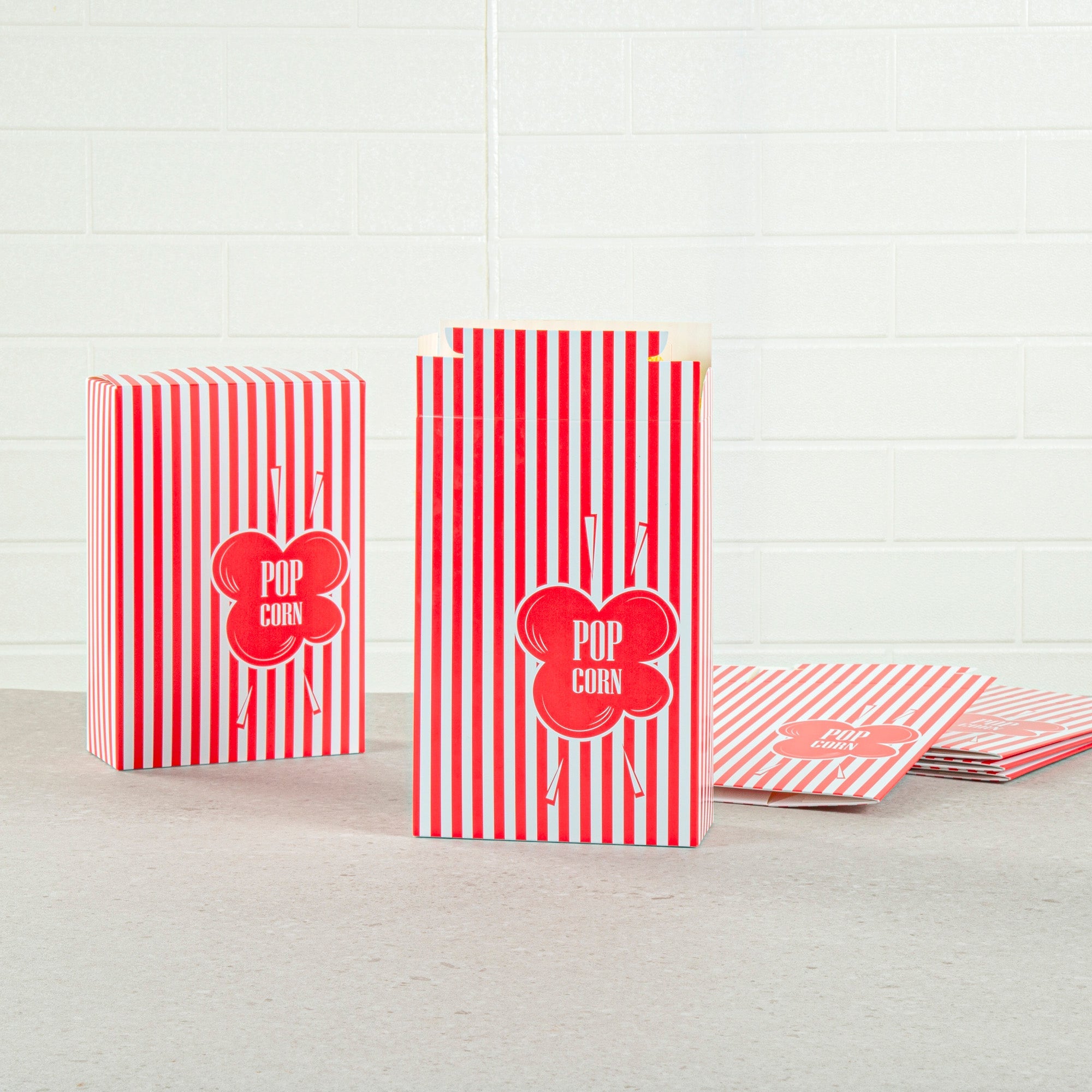 Bio Tek 2.3 oz Red Paper Popcorn Box - 5 3/4" x 2 1/2" x 8 1/2" - 400 count box