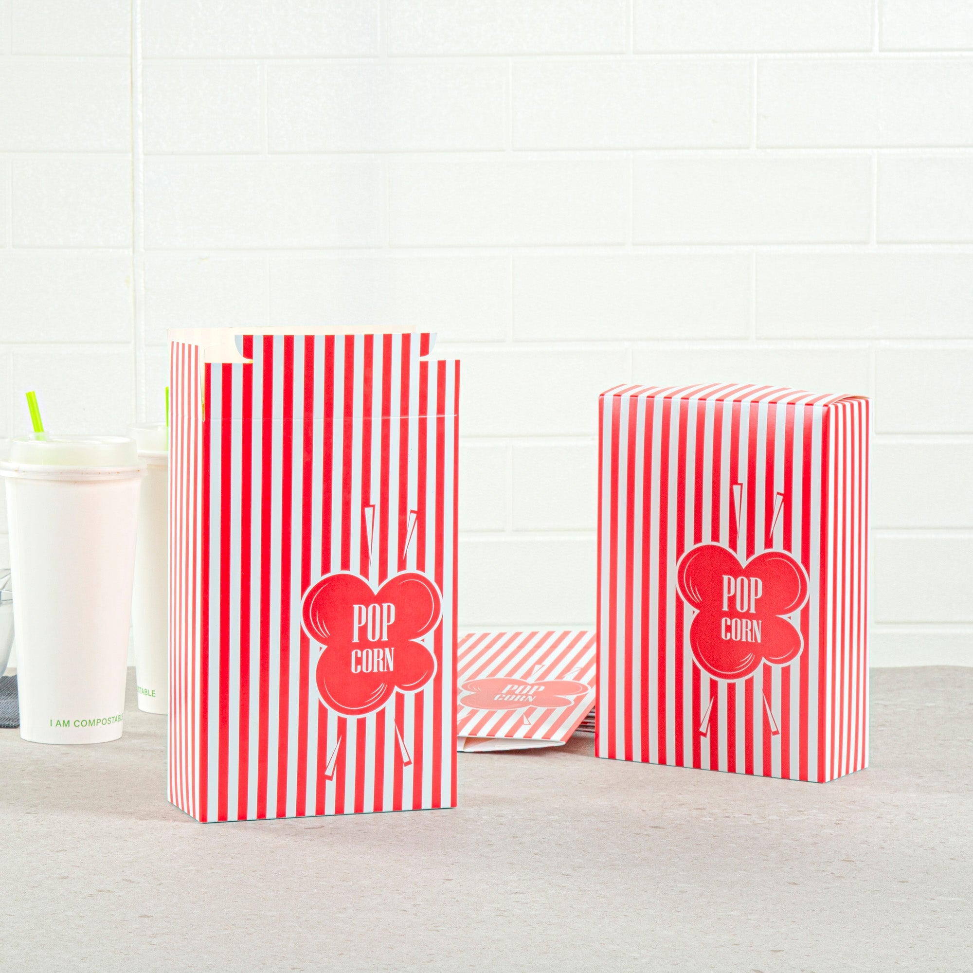 Bio Tek 2.3 oz Red Paper Popcorn Box - 5 3/4" x 2 1/2" x 8 1/2" - 400 count box
