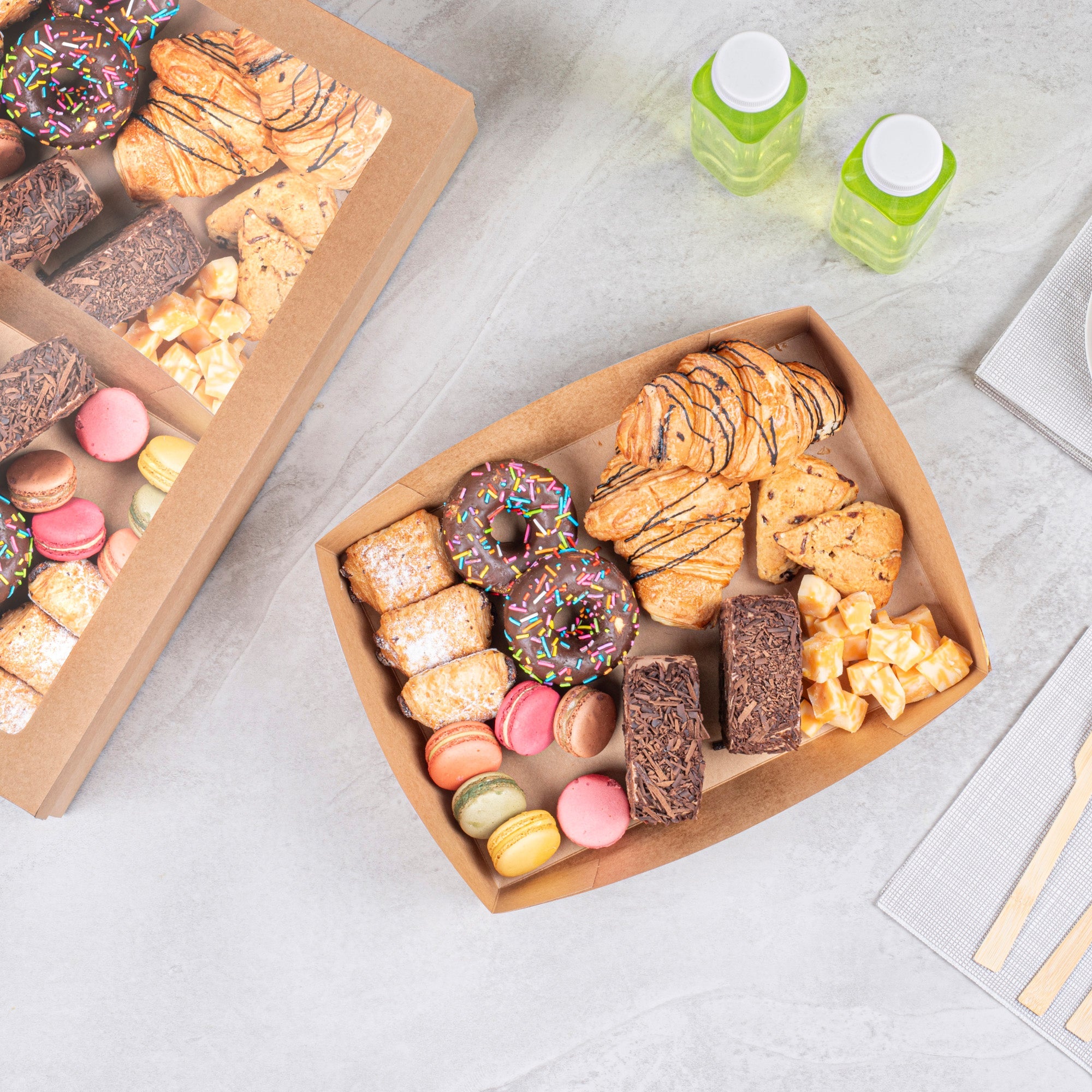 Cater Tek Kraft Paper Insert - Fits Rectangle Catering Box - 11 1/2" x 8 1/4" x 2 1/2" - 20 count box
