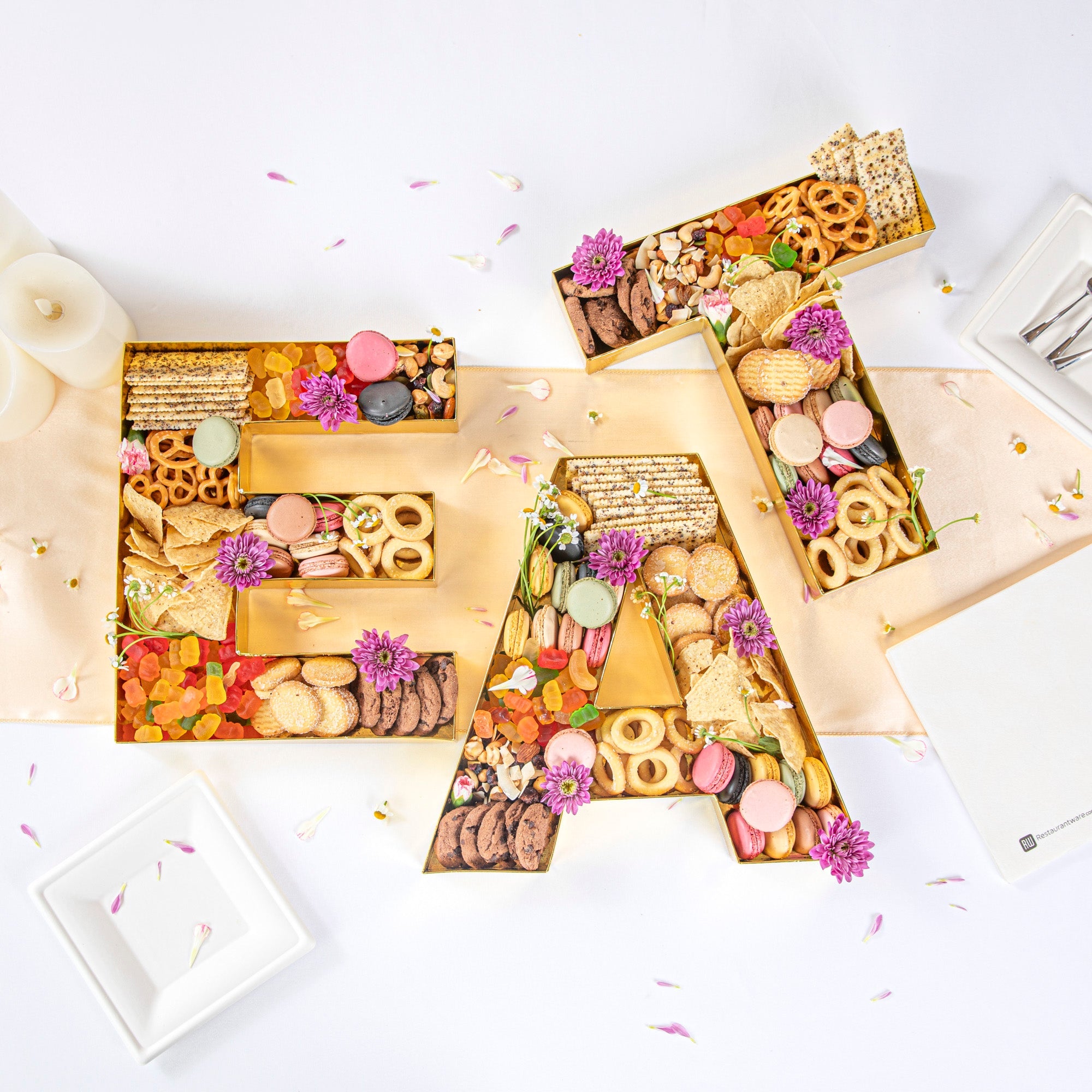 Chef 101 Gold Paper Charcuterie Fillable EAT Letter Trays - 12 1/2" x 12" x 4 3/4" - 1 count box