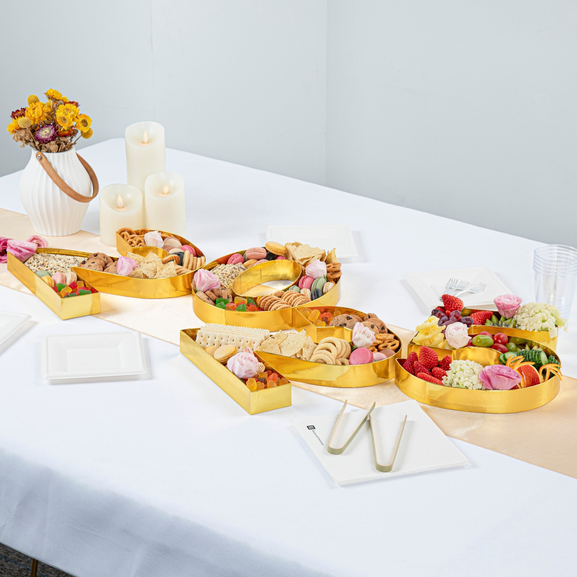Chef 101 Gold Paper Charcuterie Fillable Number 0 Tray - 12" x 10" x 1 1/2" - 1 count box