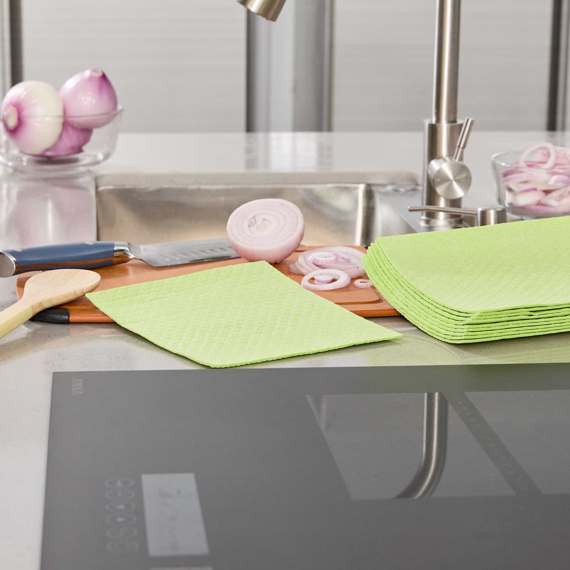 Clean Tek Professional Green Reusable Swedish Dishcloth - Biodegradable - 6 3/4" x 7 3/4" - 10 count box