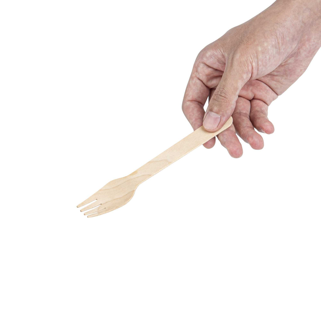 Taipei Natural Wood Fork - 6 1/2" x 1 1/4" x 1/2" - 500 count box