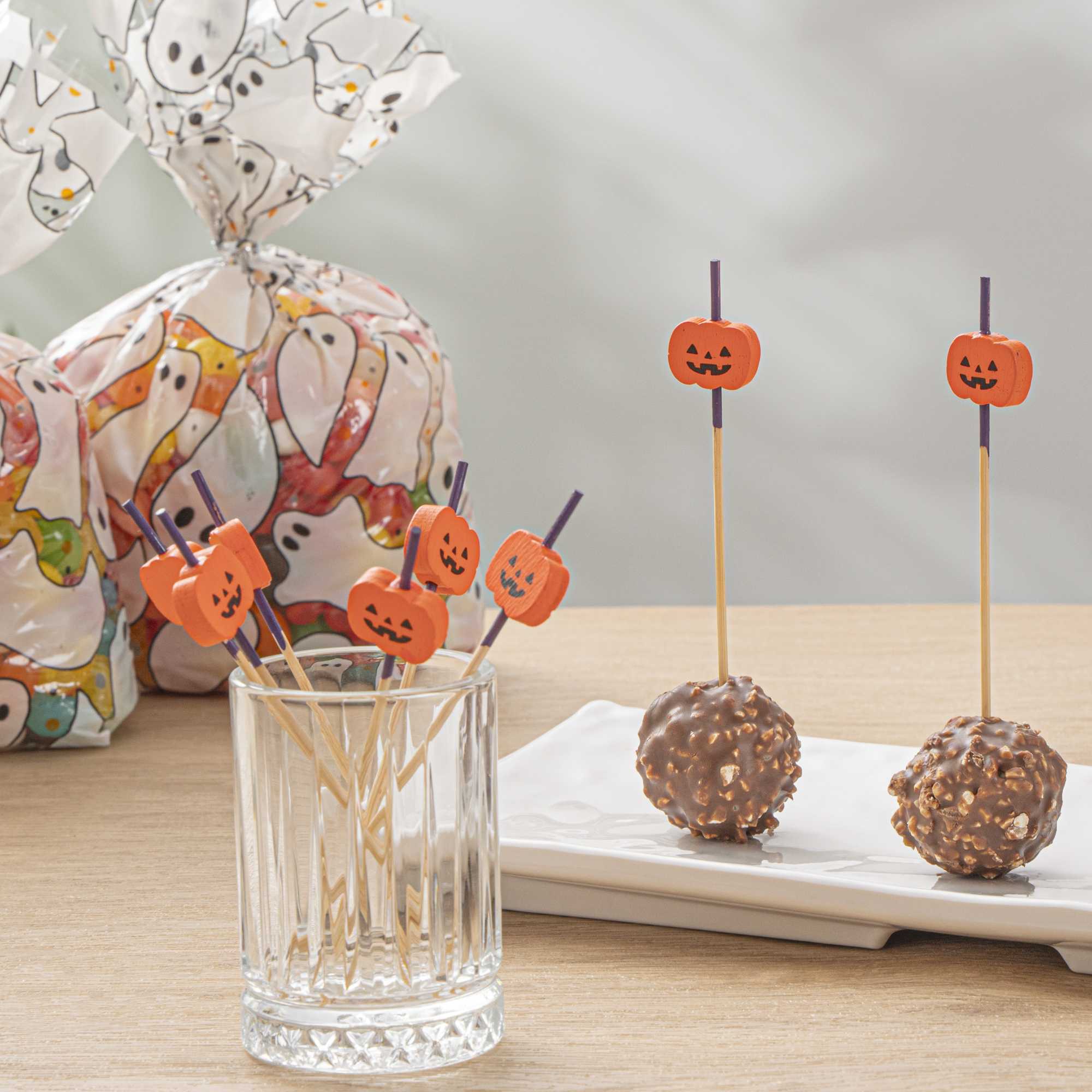 Pixy Orange Bamboo Jack-o-Lantern Pick - 4" x 3/4" - 1000 count box