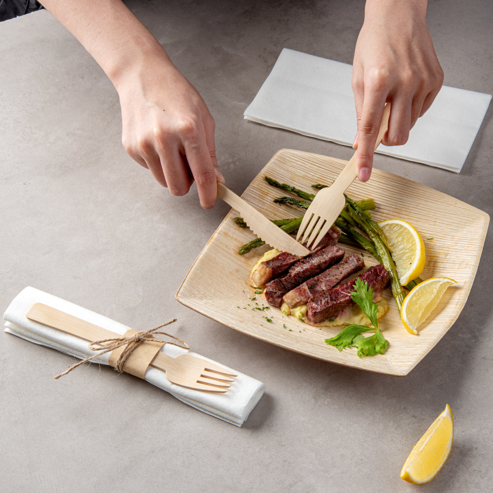 Bambuddha Natural Bamboo Fork / Knife Set - with White Napkin - 6 3/4" x 3 1/4" x 3/4" - 100 count box