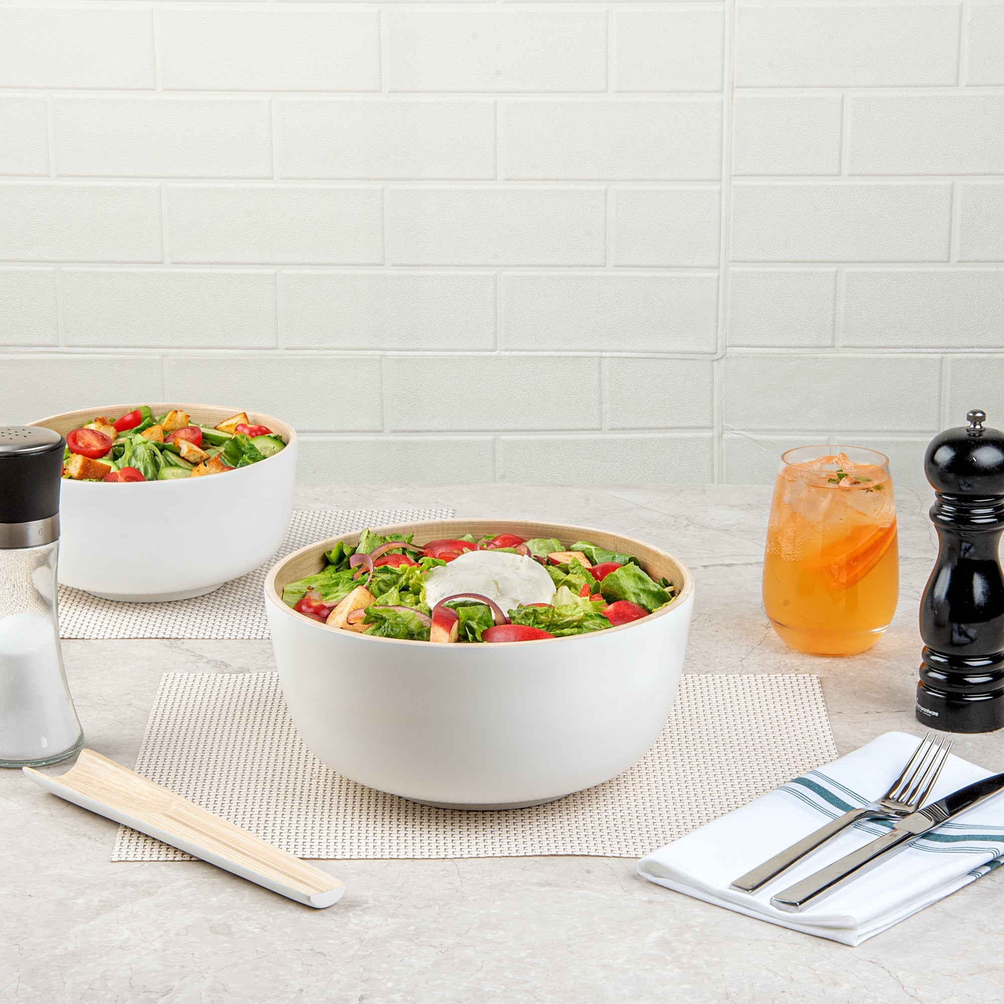 Bambuddha 25 oz Round White Spun Bamboo Medium Salad Bowl - 9 1/2" x 9 1/2" x 4 3/4" - 1 count box