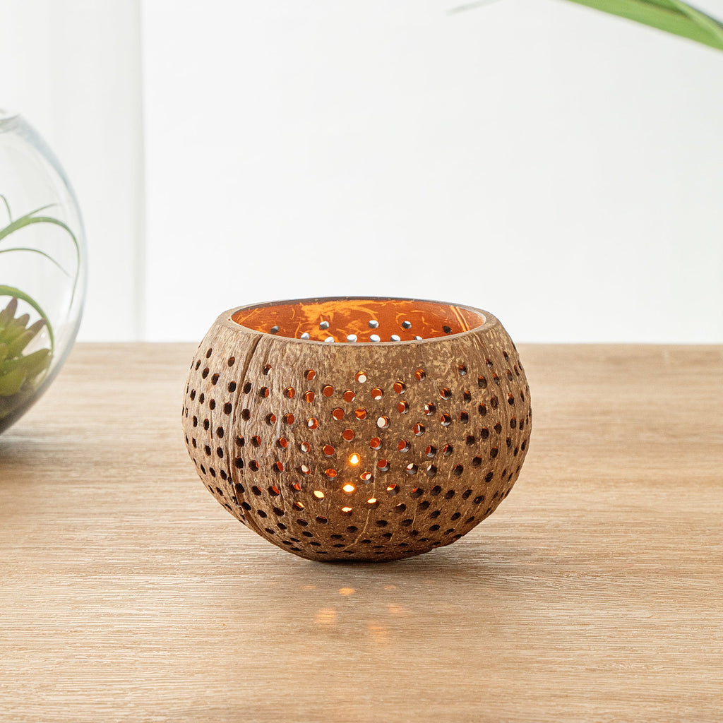 Coco Casa Tan Handmade Coconut Shell Candle Holder - Dotted Pattern - 4" x 4" x 3 1/4" - 1 count box