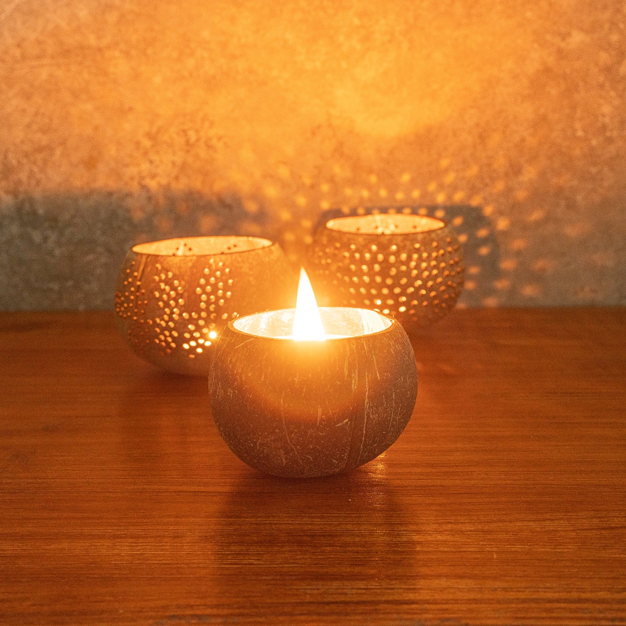 Coco Casa Handmade Coconut Shell Candle - Mint Leaf and Eucalyptus - 4" x 4" x 2 3/4" - 10 count box