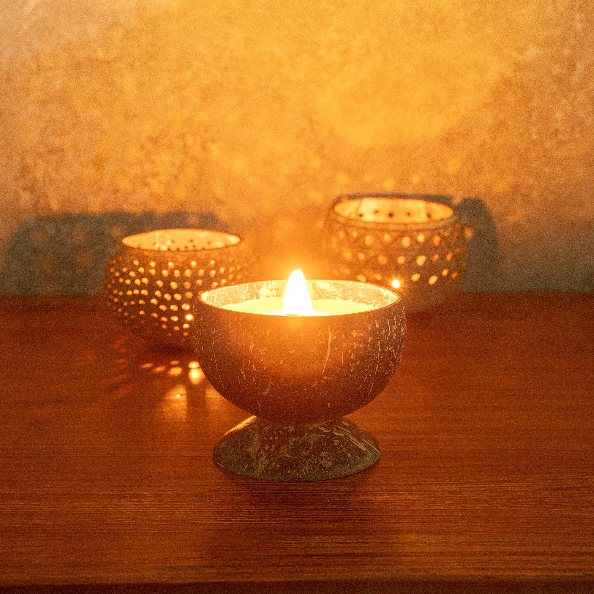 Coco Casa Handmade Coconut Candle Bowl - Spring Hydrangea - 4" x 4" x 2 3/4" - 10 count box