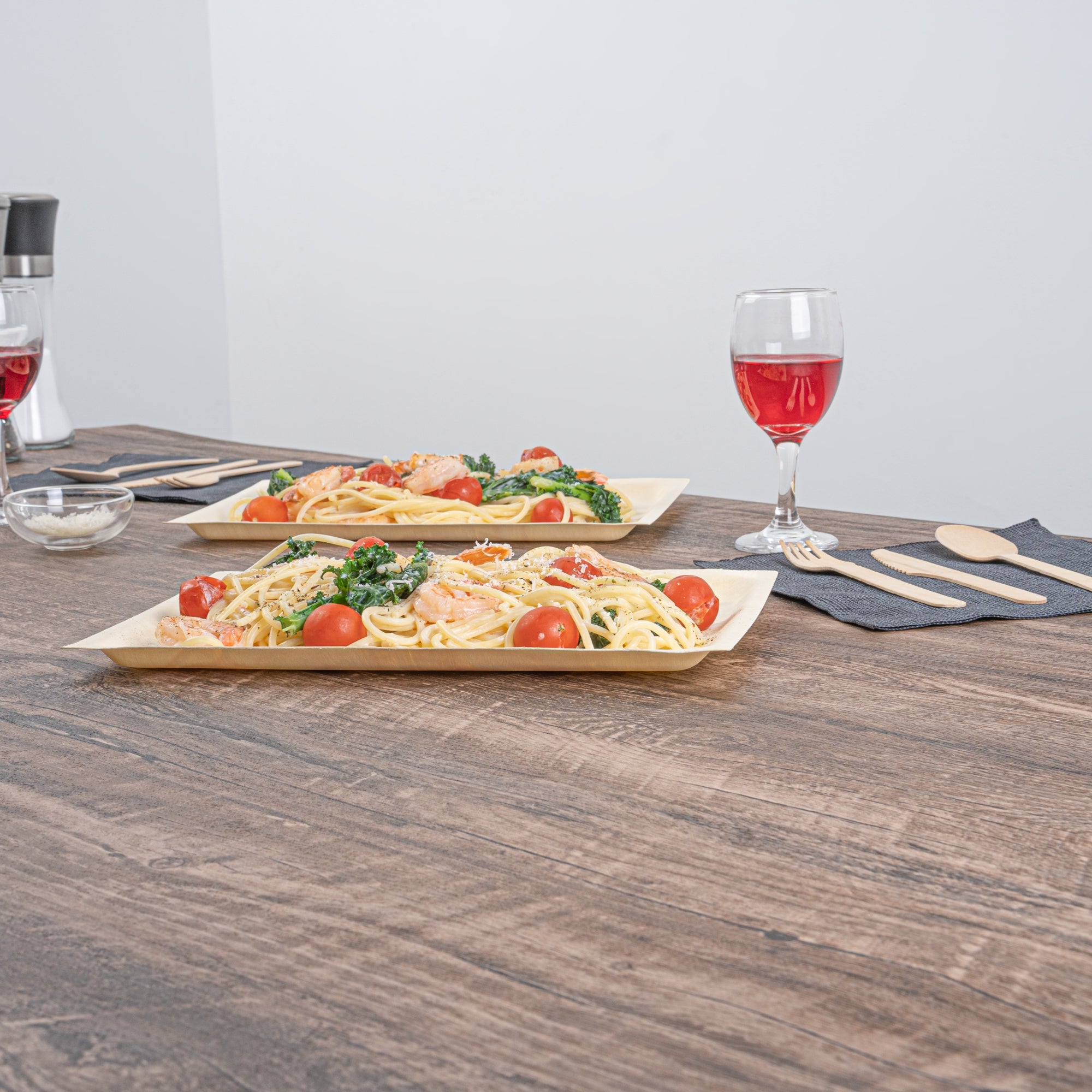 Taipei Rectangle Natural Poplar Plate - 10 3/4'' x 7 1/4'' x 3/4'' - 50 count box