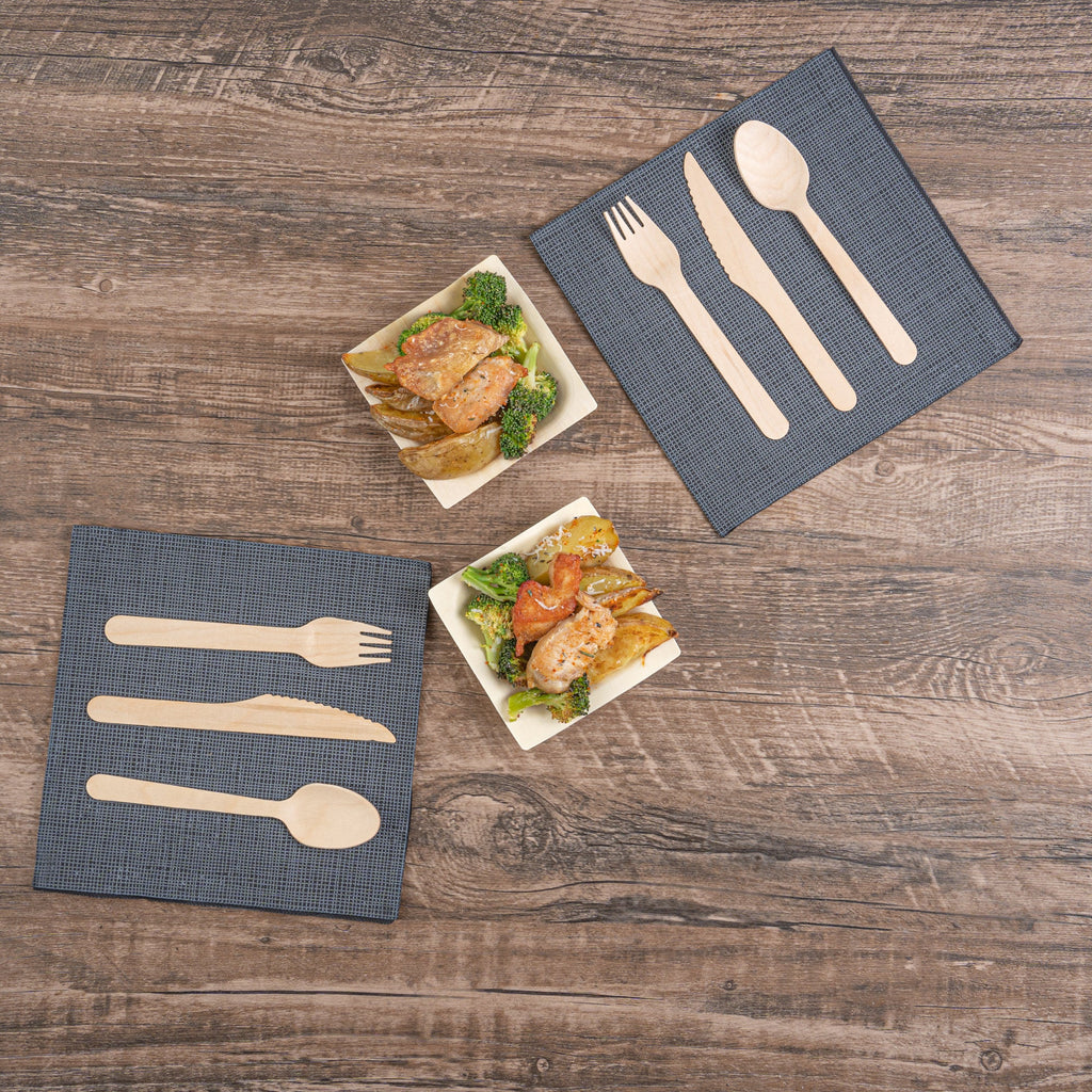 Taipei Square Natural Poplar Plate - 4'' x 4'' - 50 count box