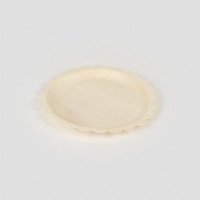 Taipei Round Natural Poplar Plate - with Scalloped Edge - 9 1/4'' x 9 1/4'' - 50 count box