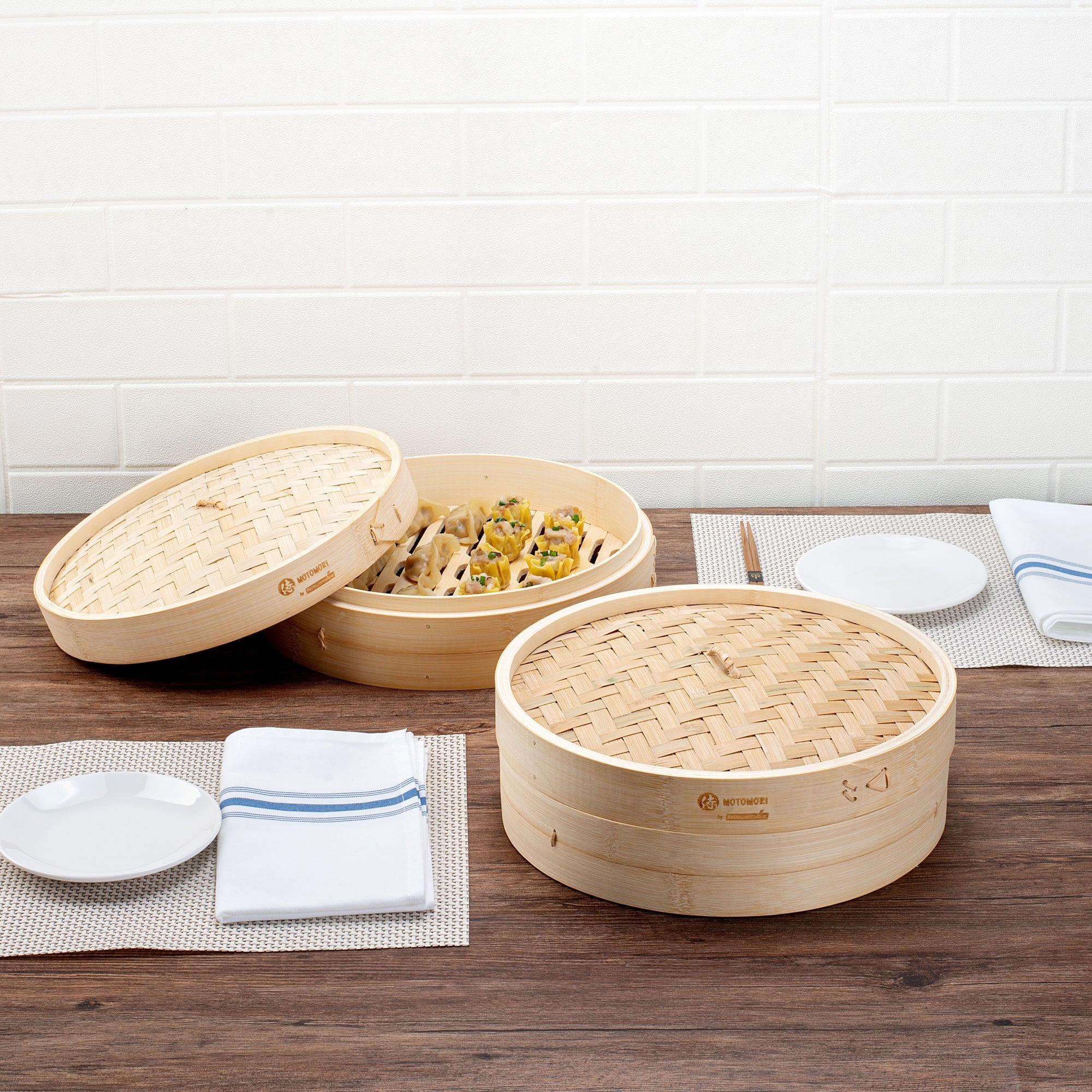 Motomori Round Natural Bamboo Steamer - 12'' x 12'' x 4'' - 1 count box