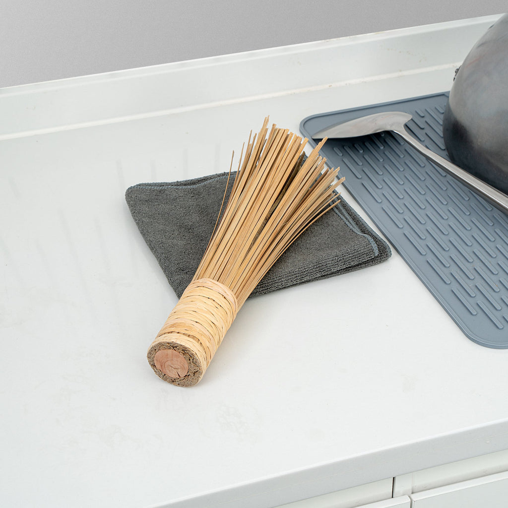 Motomori Natural Bamboo Wok Brush - 11" - 10 count box