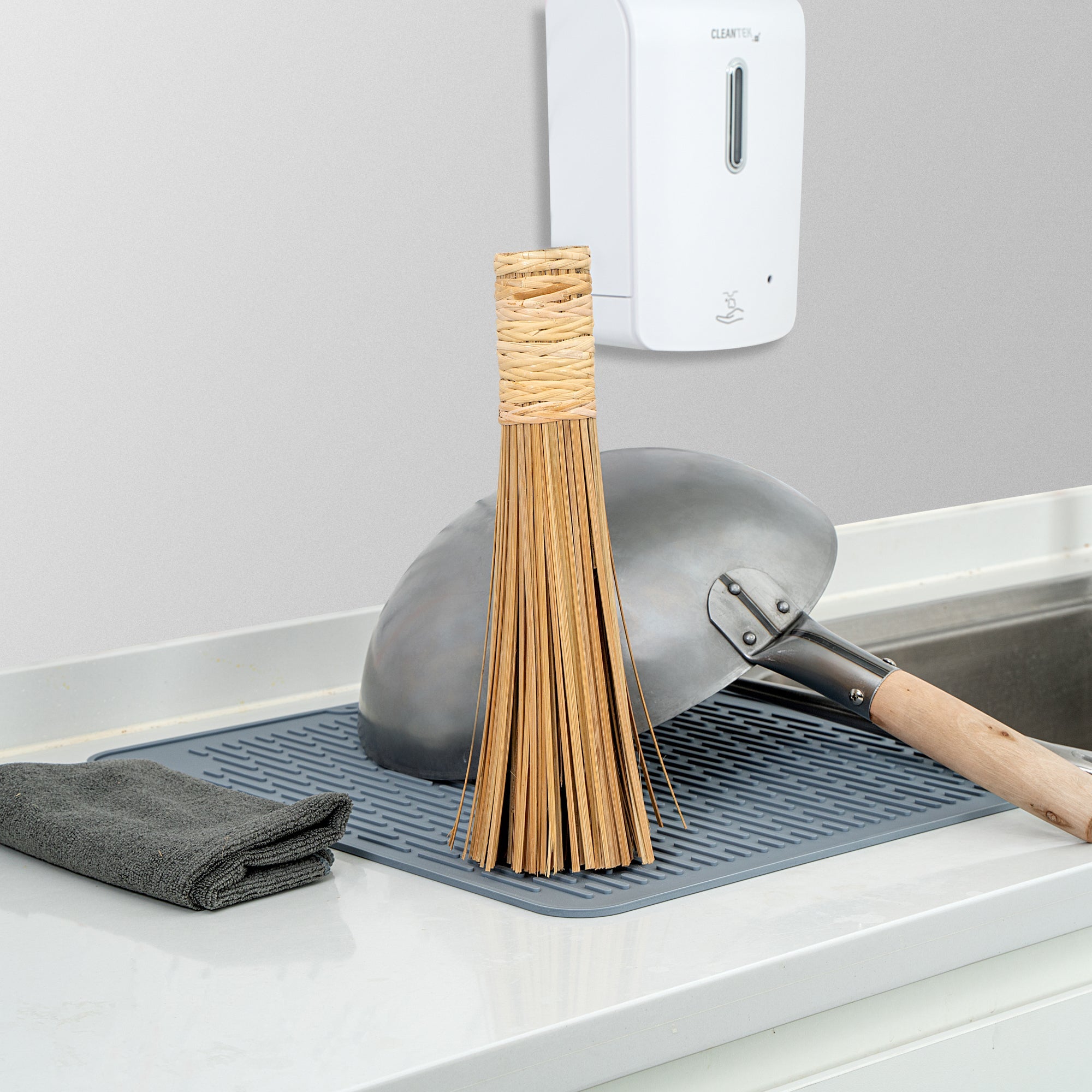 Motomori Natural Bamboo Wok Brush - 11" - 10 count box