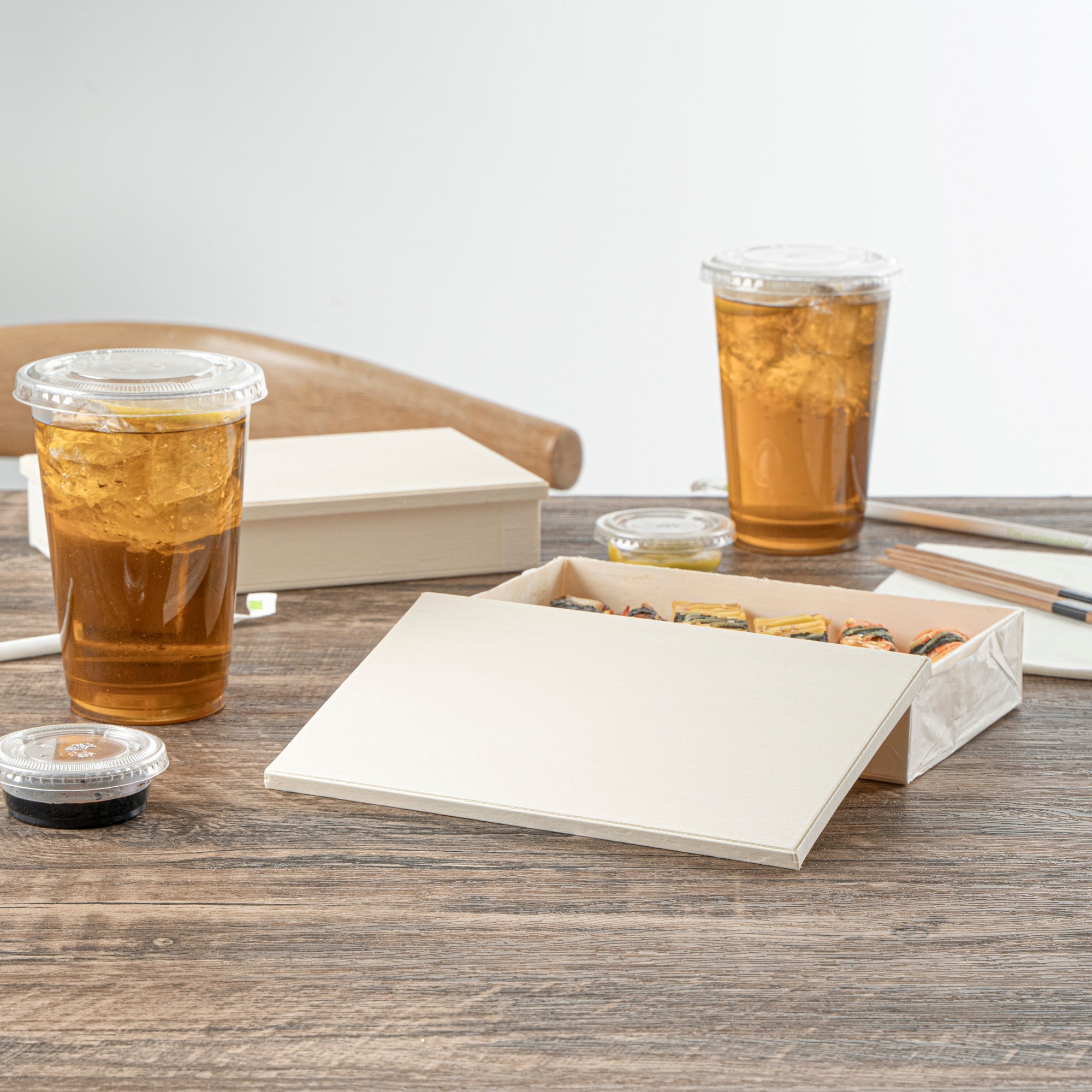 Taipei Rectangle Natural Poplar Lid - Fits 31 oz Bento Box - 100 count box