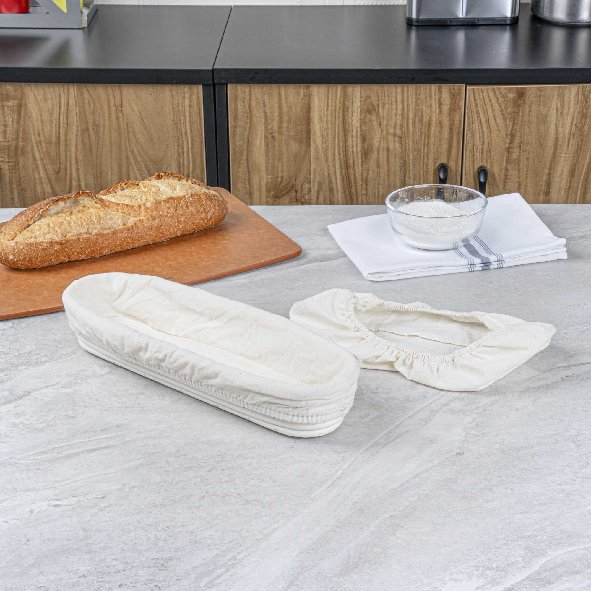 Pastry Tek Rattan Long Oval Natural Banneton Proofing Basket - with 2 Cotton Liners - 13 1/2" x 4" x 2 1/4" - 10 count box