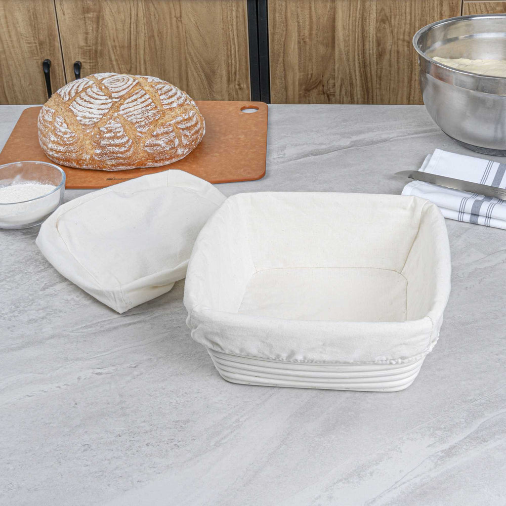Pastry Tek Rattan Square Natural Banneton Proofing Basket - with 2 Cotton Liners - 9 3/4" x 9 3/4" x 4" - 10 count box